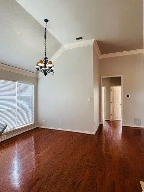 Single Family Residence For Rent in Dallas County , 8648 Mill Creek Road, Irving, Texas 75063, 3 Bedroom, 2 Bathroom, 2 Garage spaces, 1,491 Sqft, built in 1993, mls#21386484, Real Estate Agent in Irving, Homes For Rent in Dallas county, Homes For Rent in Irving, Realtor in Irving Texas, Real Estate Brokerage Independent Realty Texas, Luminita Cordes Realtor