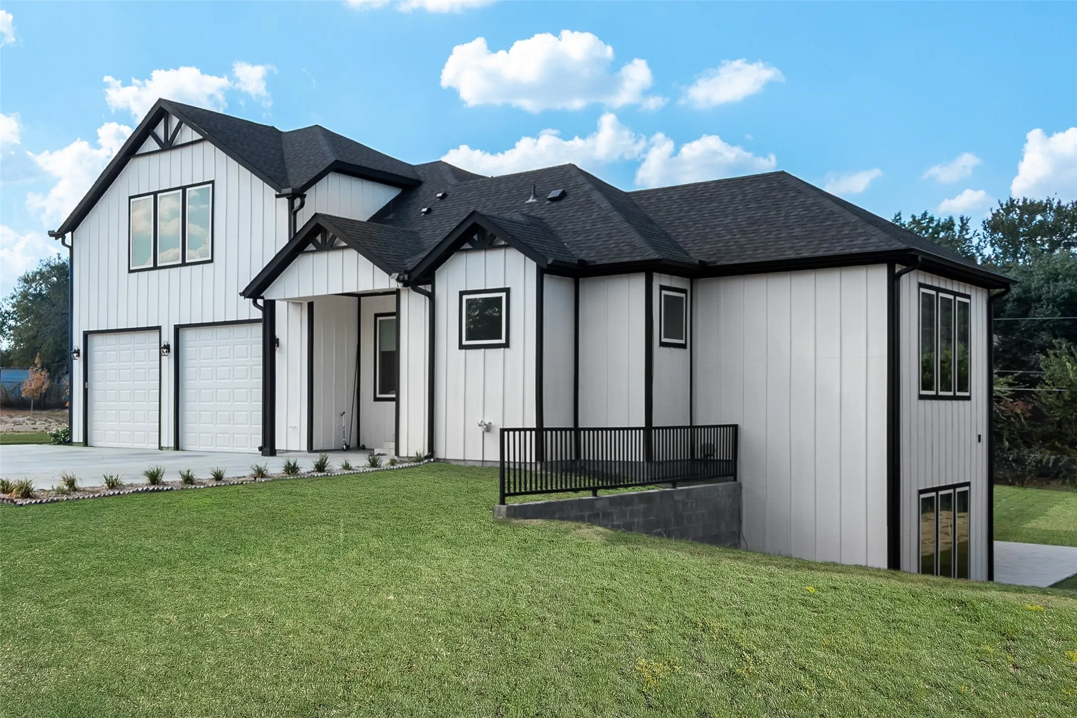 Single Family Residence For Sale in Tarrant County , 911 Oldgate Road, Lakeside, Texas 76108, 5 Bedroom, 7 Bathroom, 2 Garage spaces, 6,271 Sqft, built in 2026, mls#21387738, Real Estate Agent in Lakeside, Homes For Sale in Tarrant county, Homes For Sale in Lakeside, Realtor in Lakeside Texas, Real Estate Brokerage Independent Realty Texas, Luminita Cordes Realtor