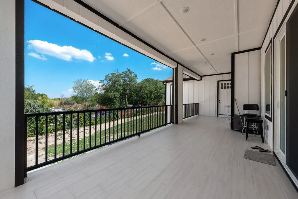 Single Family Residence For Sale in Tarrant County , 911 Oldgate Road, Lakeside, Texas 76108, 5 Bedroom, 7 Bathroom, 2 Garage spaces, 6,271 Sqft, built in 2026, mls#21387738, Real Estate Agent in Lakeside, Homes For Sale in Tarrant county, Homes For Sale in Lakeside, Realtor in Lakeside Texas, Real Estate Brokerage Independent Realty Texas, Luminita Cordes Realtor