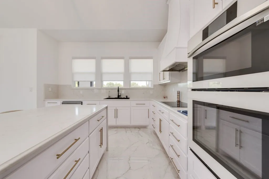 Single Family Residence For Sale in Tarrant County , 911 Oldgate Road, Lakeside, Texas 76108, 5 Bedroom, 7 Bathroom, 2 Garage spaces, 6,271 Sqft, built in 2026, mls#21387738, Real Estate Agent in Lakeside, Homes For Sale in Tarrant county, Homes For Sale in Lakeside, Realtor in Lakeside Texas, Real Estate Brokerage Independent Realty Texas, Luminita Cordes Realtor
