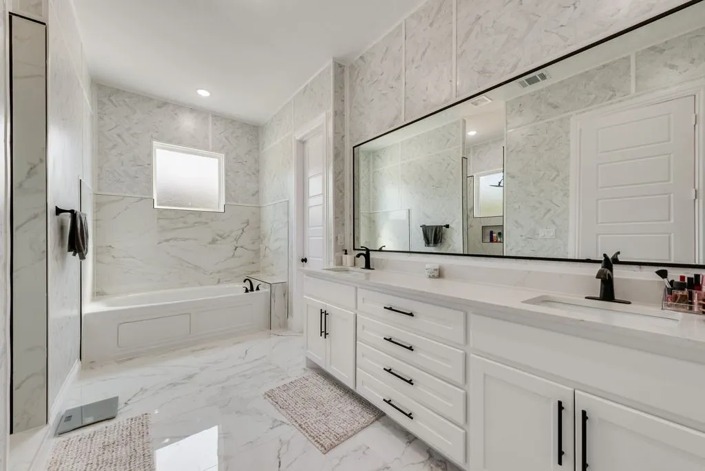 Single Family Residence For Sale in Tarrant County , 911 Oldgate Road, Lakeside, Texas 76108, 5 Bedroom, 7 Bathroom, 2 Garage spaces, 6,271 Sqft, built in 2026, mls#21387738, Real Estate Agent in Lakeside, Homes For Sale in Tarrant county, Homes For Sale in Lakeside, Realtor in Lakeside Texas, Real Estate Brokerage Independent Realty Texas, Luminita Cordes Realtor