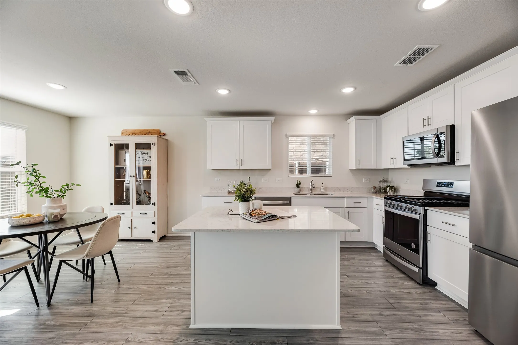 Single Family Residence For Sale in Denton County , 7005 Adderly Road, Pilot Point, Texas 76258, 4 Bedroom, 3 Bathroom, 2 Garage spaces, 2,323 Sqft, built in 2022, mls#21387666, Real Estate Agent in Pilot Point, Homes For Sale in Denton county, Homes For Sale in Pilot Point, Realtor in Pilot Point Texas, Real Estate Brokerage Independent Realty Texas, Luminita Cordes Realtor