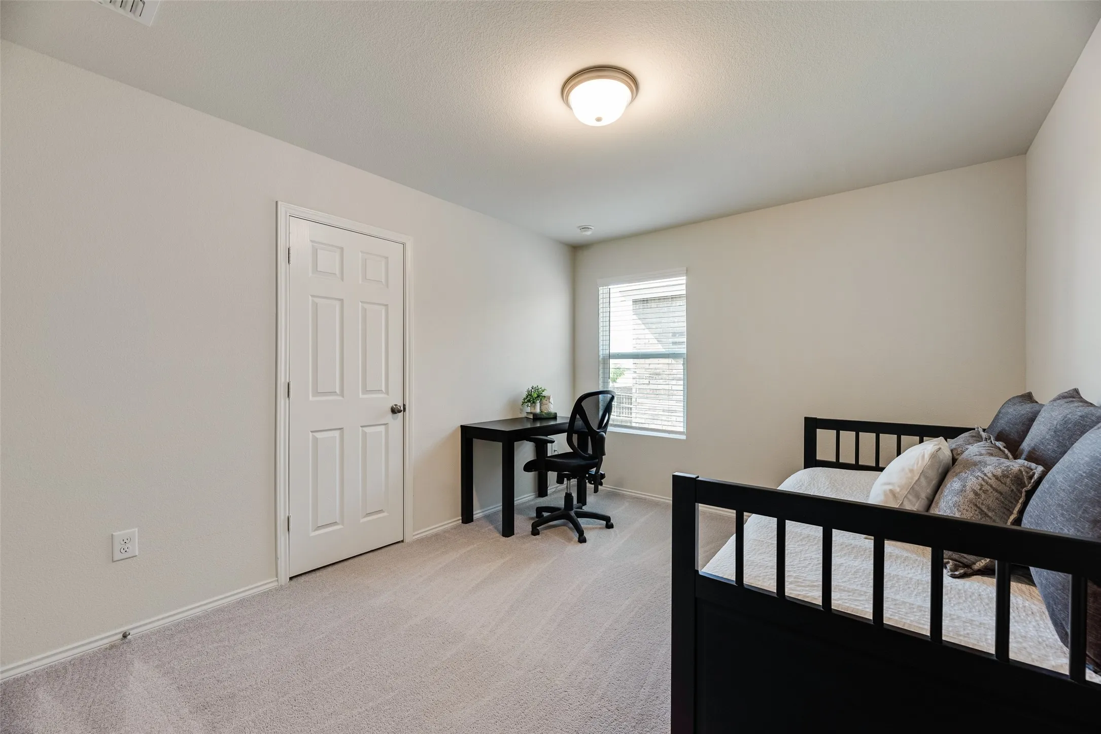 Single Family Residence For Sale in Denton County , 7005 Adderly Road, Pilot Point, Texas 76258, 4 Bedroom, 3 Bathroom, 2 Garage spaces, 2,323 Sqft, built in 2022, mls#21387666, Real Estate Agent in Pilot Point, Homes For Sale in Denton county, Homes For Sale in Pilot Point, Realtor in Pilot Point Texas, Real Estate Brokerage Independent Realty Texas, Luminita Cordes Realtor