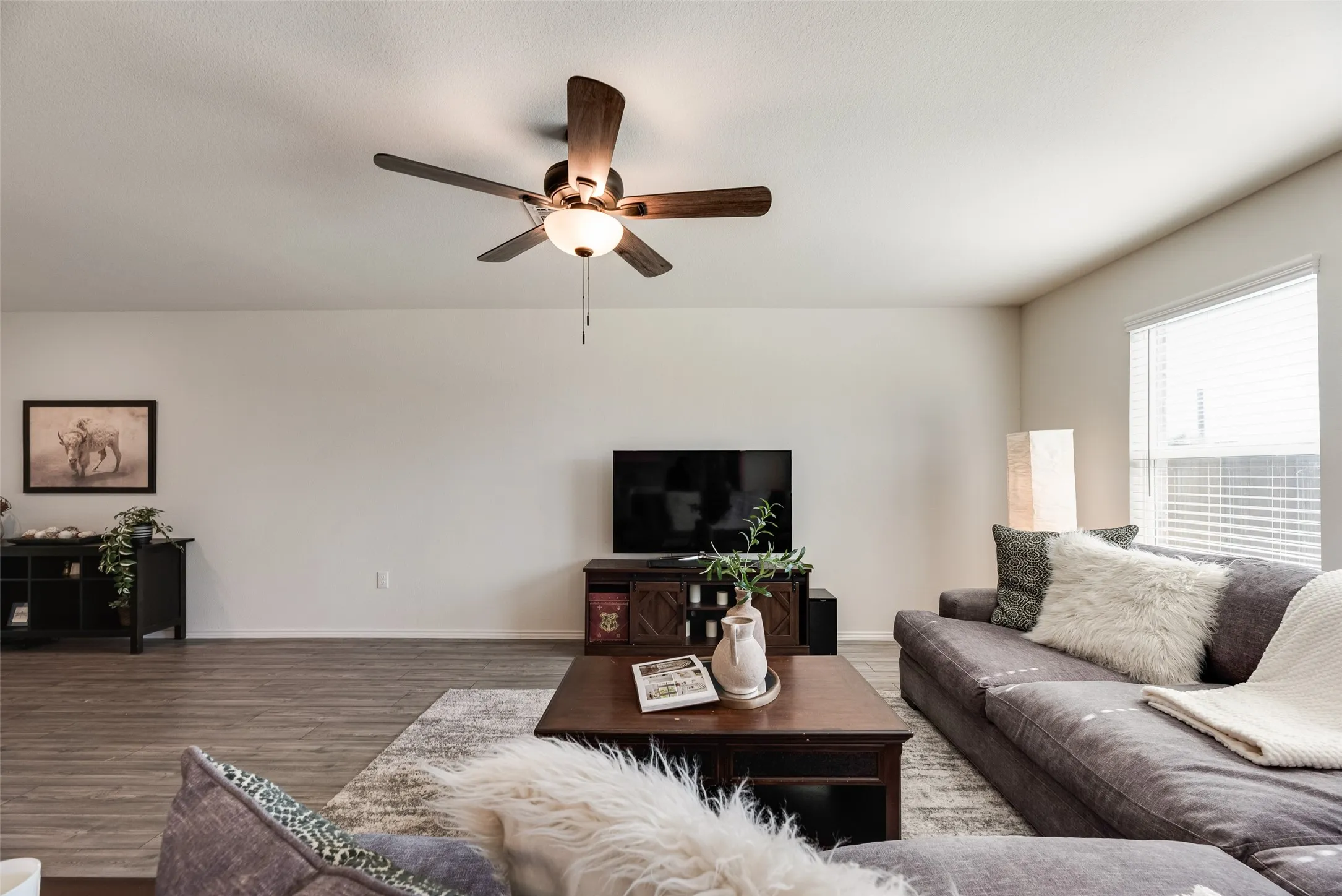 Single Family Residence For Sale in Denton County , 7005 Adderly Road, Pilot Point, Texas 76258, 4 Bedroom, 3 Bathroom, 2 Garage spaces, 2,323 Sqft, built in 2022, mls#21387666, Real Estate Agent in Pilot Point, Homes For Sale in Denton county, Homes For Sale in Pilot Point, Realtor in Pilot Point Texas, Real Estate Brokerage Independent Realty Texas, Luminita Cordes Realtor