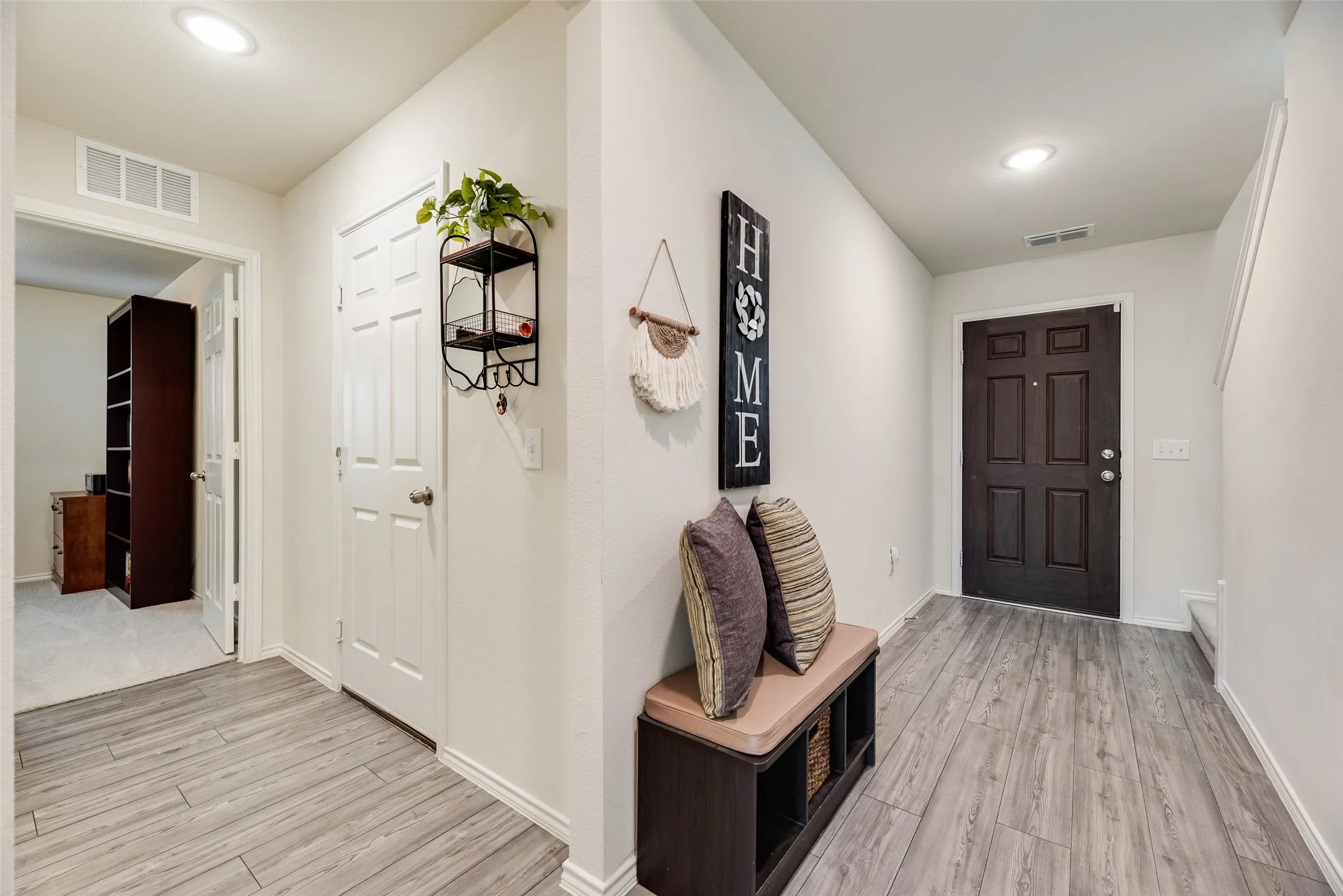 Single Family Residence For Sale in Denton County , 7005 Adderly Road, Pilot Point, Texas 76258, 4 Bedroom, 3 Bathroom, 2 Garage spaces, 2,323 Sqft, built in 2022, mls#21387666, Real Estate Agent in Pilot Point, Homes For Sale in Denton county, Homes For Sale in Pilot Point, Realtor in Pilot Point Texas, Real Estate Brokerage Independent Realty Texas, Luminita Cordes Realtor