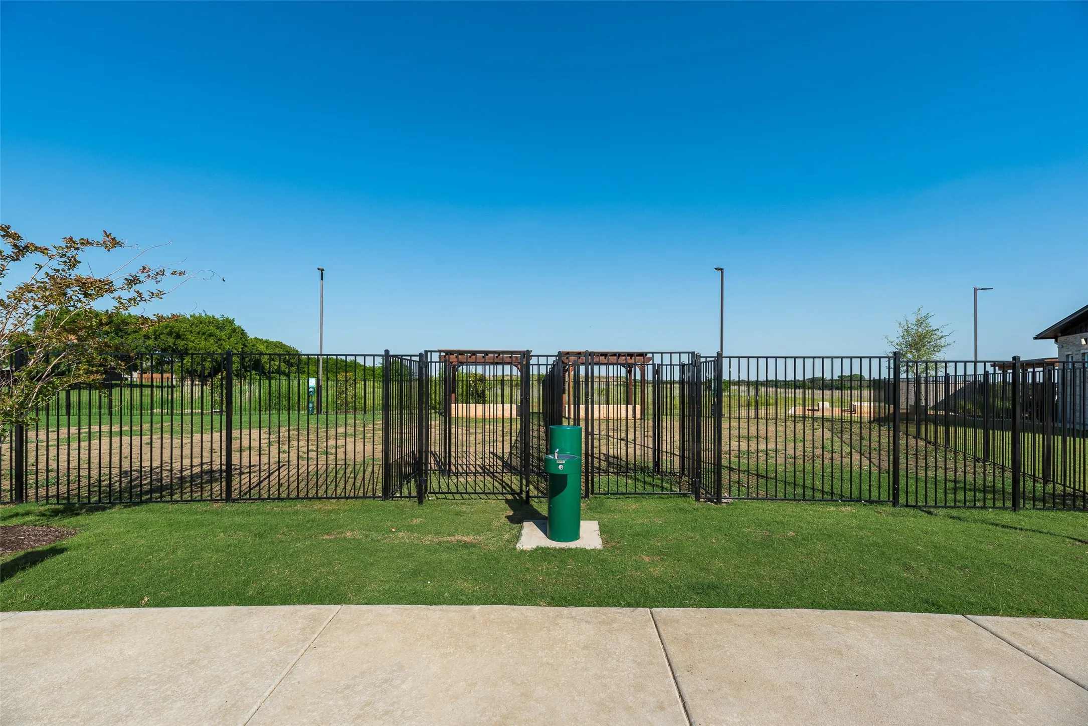Single Family Residence For Sale in Denton County , 7005 Adderly Road, Pilot Point, Texas 76258, 4 Bedroom, 3 Bathroom, 2 Garage spaces, 2,323 Sqft, built in 2022, mls#21387666, Real Estate Agent in Pilot Point, Homes For Sale in Denton county, Homes For Sale in Pilot Point, Realtor in Pilot Point Texas, Real Estate Brokerage Independent Realty Texas, Luminita Cordes Realtor