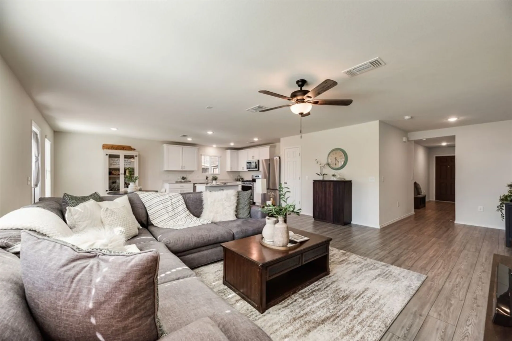 Single Family Residence For Sale in Denton County , 7005 Adderly Road, Pilot Point, Texas 76258, 4 Bedroom, 3 Bathroom, 2 Garage spaces, 2,323 Sqft, built in 2022, mls#21387666, Real Estate Agent in Pilot Point, Homes For Sale in Denton county, Homes For Sale in Pilot Point, Realtor in Pilot Point Texas, Real Estate Brokerage Independent Realty Texas, Luminita Cordes Realtor