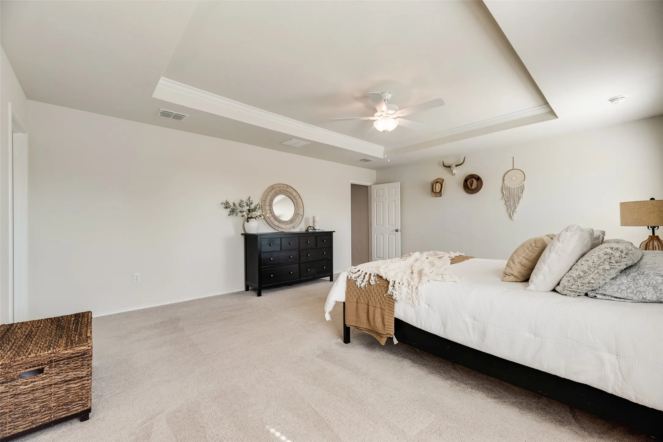 Single Family Residence For Sale in Denton County , 7005 Adderly Road, Pilot Point, Texas 76258, 4 Bedroom, 3 Bathroom, 2 Garage spaces, 2,323 Sqft, built in 2022, mls#21387666, Real Estate Agent in Pilot Point, Homes For Sale in Denton county, Homes For Sale in Pilot Point, Realtor in Pilot Point Texas, Real Estate Brokerage Independent Realty Texas, Luminita Cordes Realtor