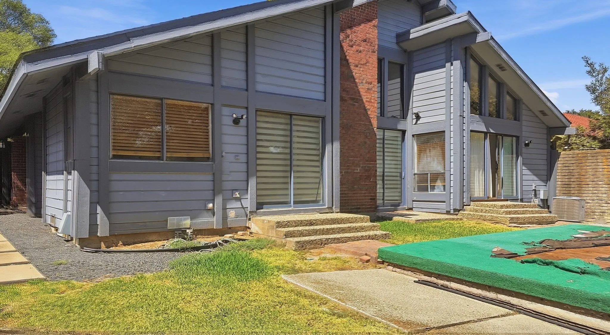 Single Family Residence For Sale in Dallas County , 3732 Millswood Drive, Irving, Texas 75062, 3 Bedroom, 3 Bathroom, 2 Garage spaces, 2,045 Sqft, built in 1978, mls#21387645, Real Estate Agent in Irving, Homes For Sale in Dallas county, Homes For Sale in Irving, Realtor in Irving Texas, Real Estate Brokerage Independent Realty Texas, Luminita Cordes Realtor