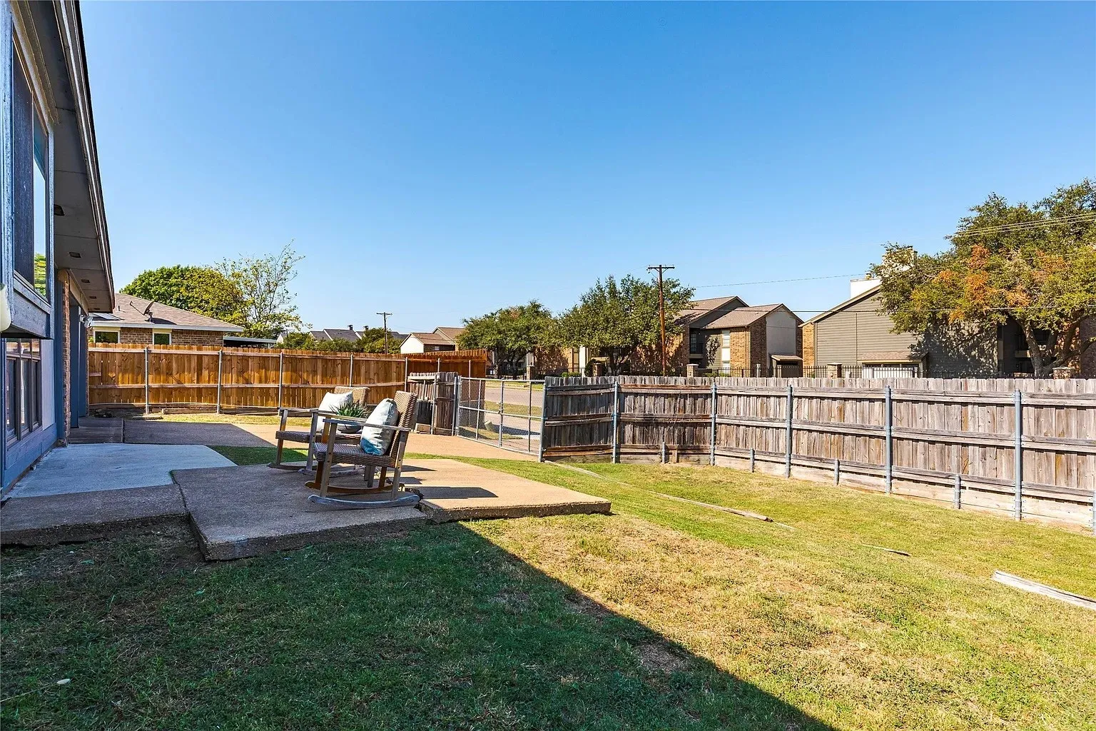 Single Family Residence For Rent in Dallas County , 1029 Field Trail Drive, Mesquite, Texas 75150, 3 Bedroom, 2 Bathroom, 1 Garage spaces, 1,519 Sqft, built in 1982, mls#21387744, Real Estate Agent in Mesquite, Homes For Rent in Dallas county, Homes For Rent in Mesquite, Realtor in Mesquite Texas, Real Estate Brokerage Independent Realty Texas, Luminita Cordes Realtor
