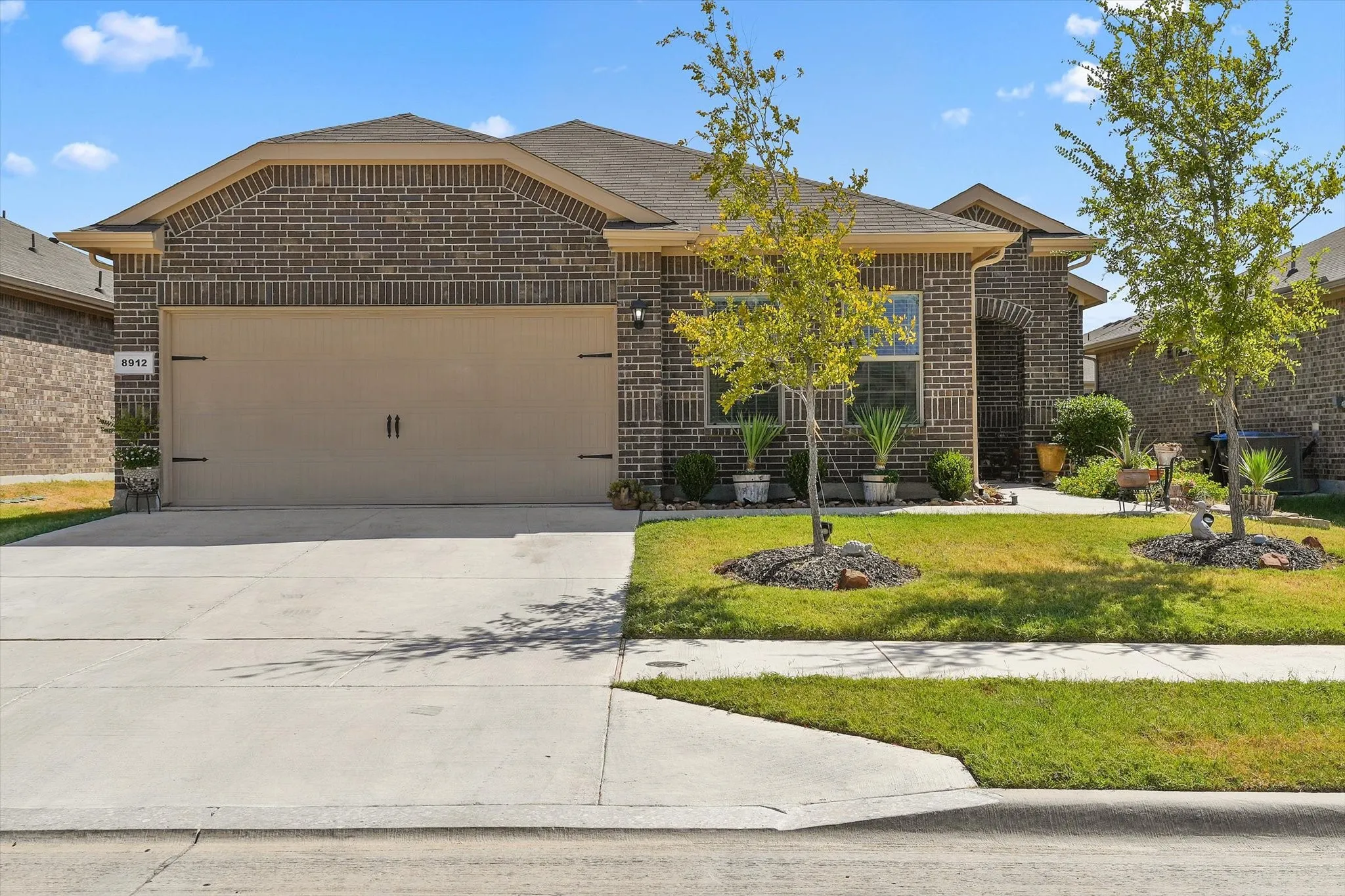 Single Family Residence For Rent in Tarrant County , 8912 Boulder Oak Boulevard, Fort Worth, Texas 76131, 5 Bedroom, 2 Bathroom, 2 Garage spaces, 2,103 Sqft, built in 2023, mls#21387746, Real Estate Agent in Fort Worth, Homes For Rent in Tarrant county, Homes For Rent in Fort Worth, Realtor in Fort Worth Texas, Real Estate Brokerage Independent Realty Texas, Luminita Cordes Realtor