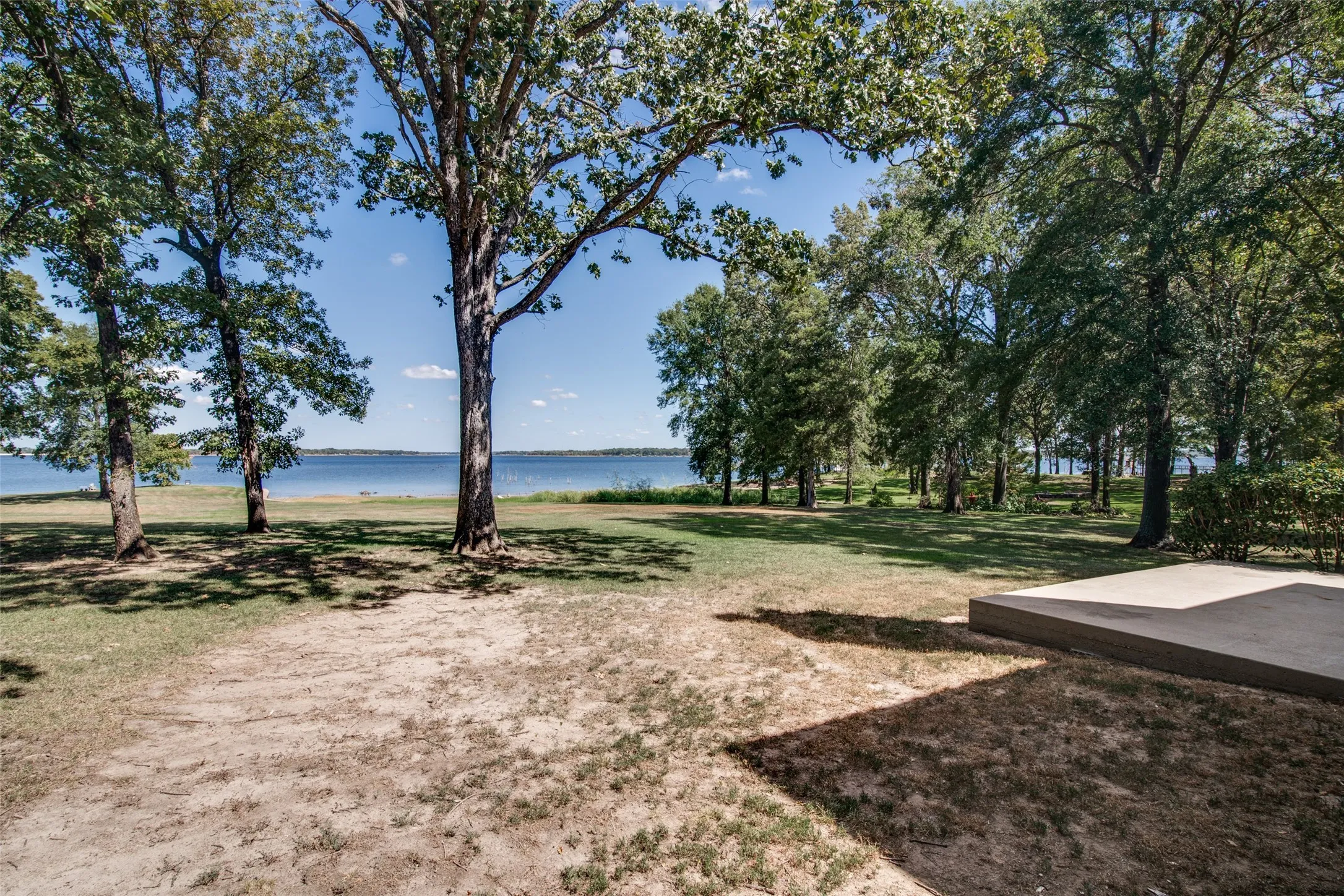 Single Family Residence For Sale in Wood County , 454 County Road 1516, Alba, Texas 75410, 4 Bedroom, 4 Bathroom, 3 Garage spaces, 5,750 Sqft, built in 1998, mls#21387630, Real Estate Agent in Alba, Homes For Sale in Wood county, Homes For Sale in Alba, Realtor in Alba Texas, Real Estate Brokerage Independent Realty Texas, Luminita Cordes Realtor