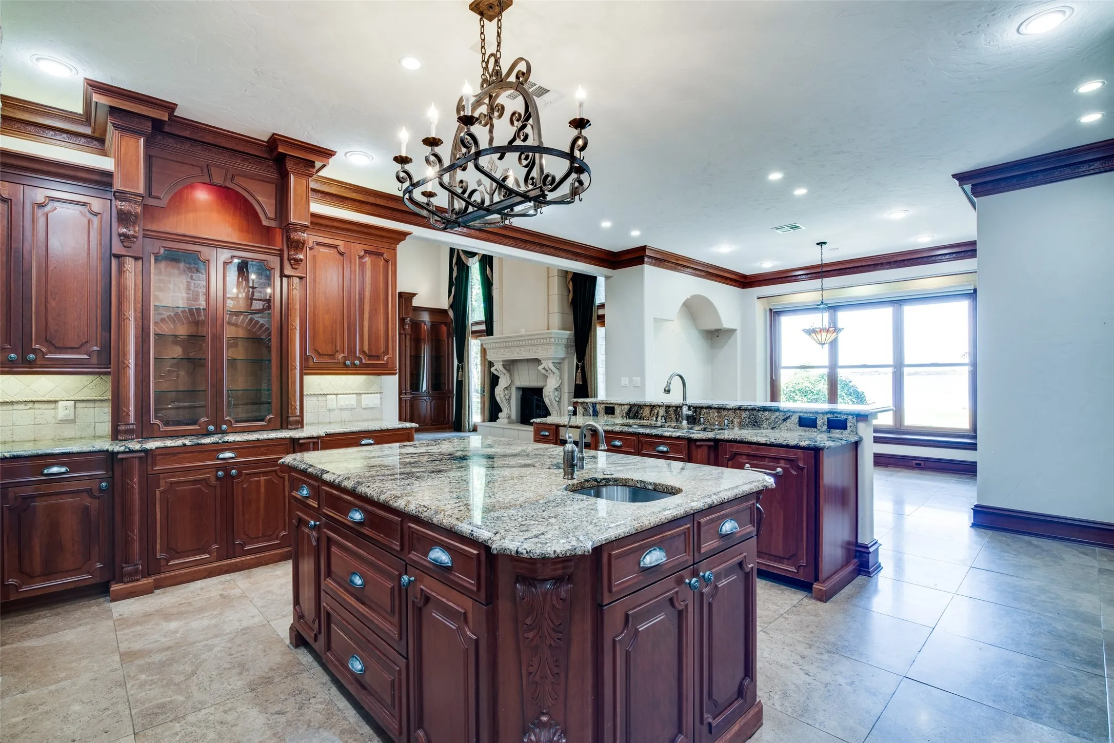 Single Family Residence For Sale in Wood County , 454 County Road 1516, Alba, Texas 75410, 4 Bedroom, 4 Bathroom, 3 Garage spaces, 5,750 Sqft, built in 1998, mls#21387630, Real Estate Agent in Alba, Homes For Sale in Wood county, Homes For Sale in Alba, Realtor in Alba Texas, Real Estate Brokerage Independent Realty Texas, Luminita Cordes Realtor