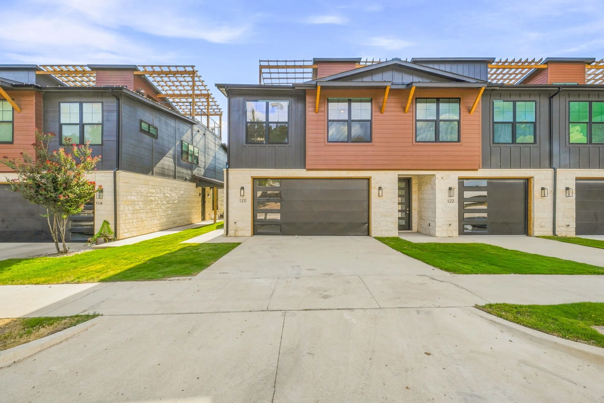Townhouse For Sale in Erath County , 120 Clark Lane, Stephenville, Texas 76401, 3 Bedroom, 4 Bathroom, 2 Garage spaces, 2,175 Sqft, built in 2026, mls#21386345, Real Estate Agent in Stephenville, Homes For Sale in Erath county, Homes For Sale in Stephenville, Realtor in Stephenville Texas, Real Estate Brokerage Independent Realty Texas, Luminita Cordes Realtor