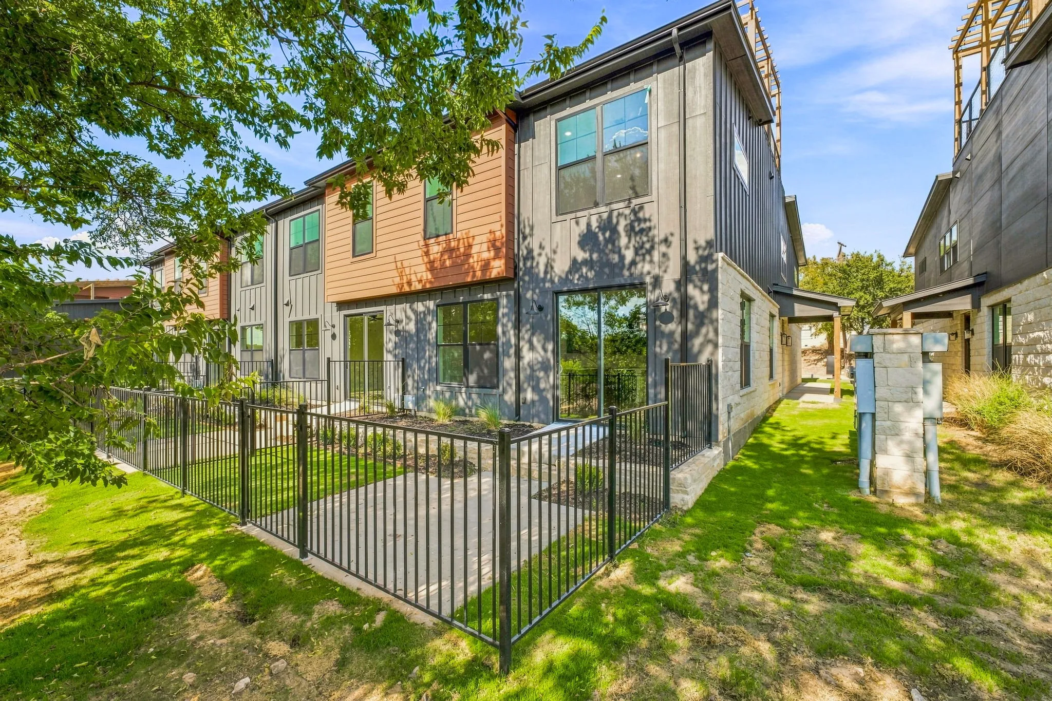 Townhouse For Sale in Erath County , 120 Clark Lane, Stephenville, Texas 76401, 3 Bedroom, 4 Bathroom, 2 Garage spaces, 2,175 Sqft, built in 2026, mls#21386345, Real Estate Agent in Stephenville, Homes For Sale in Erath county, Homes For Sale in Stephenville, Realtor in Stephenville Texas, Real Estate Brokerage Independent Realty Texas, Luminita Cordes Realtor