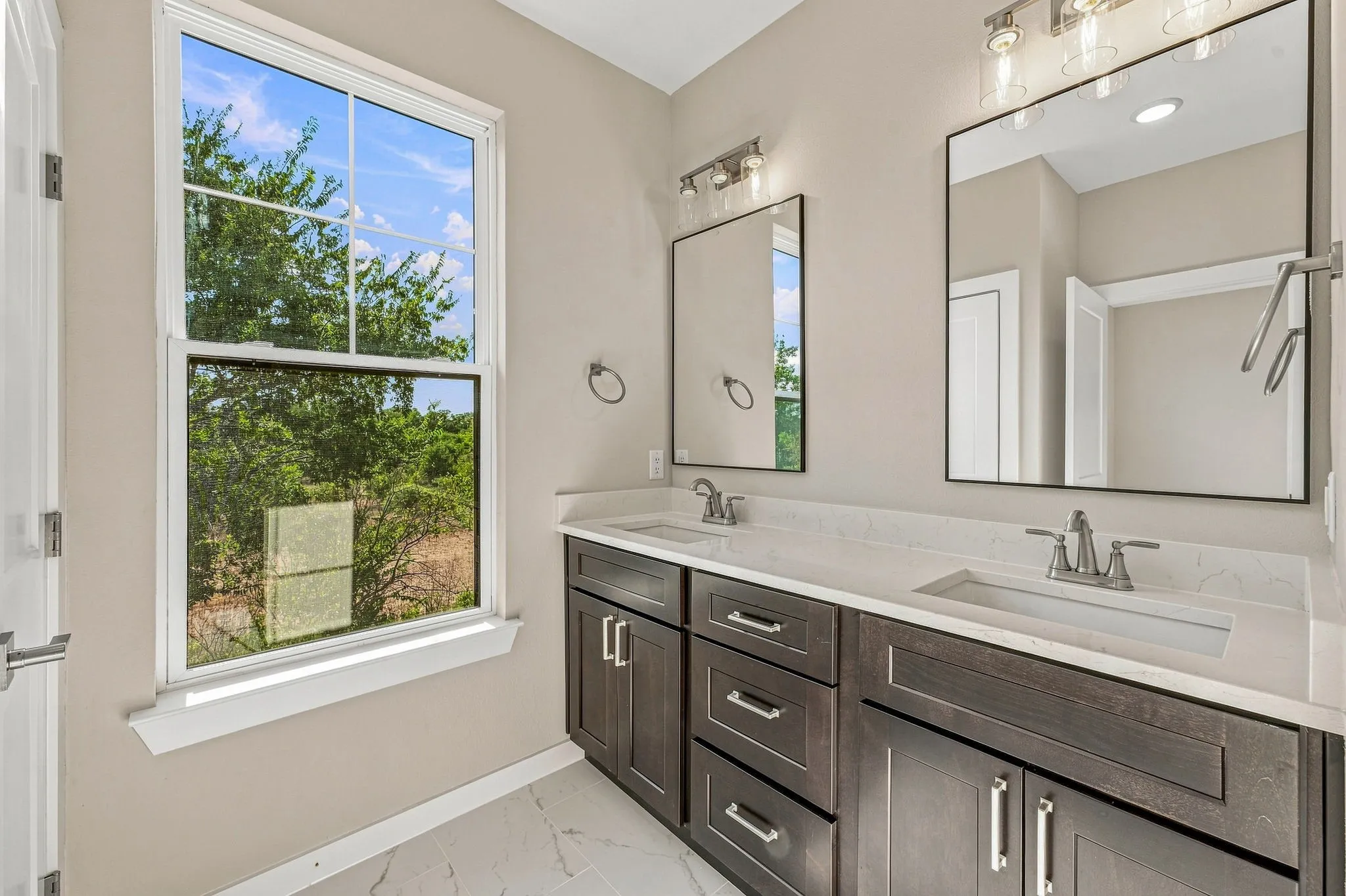 Townhouse For Sale in Erath County , 120 Clark Lane, Stephenville, Texas 76401, 3 Bedroom, 4 Bathroom, 2 Garage spaces, 2,175 Sqft, built in 2026, mls#21386345, Real Estate Agent in Stephenville, Homes For Sale in Erath county, Homes For Sale in Stephenville, Realtor in Stephenville Texas, Real Estate Brokerage Independent Realty Texas, Luminita Cordes Realtor