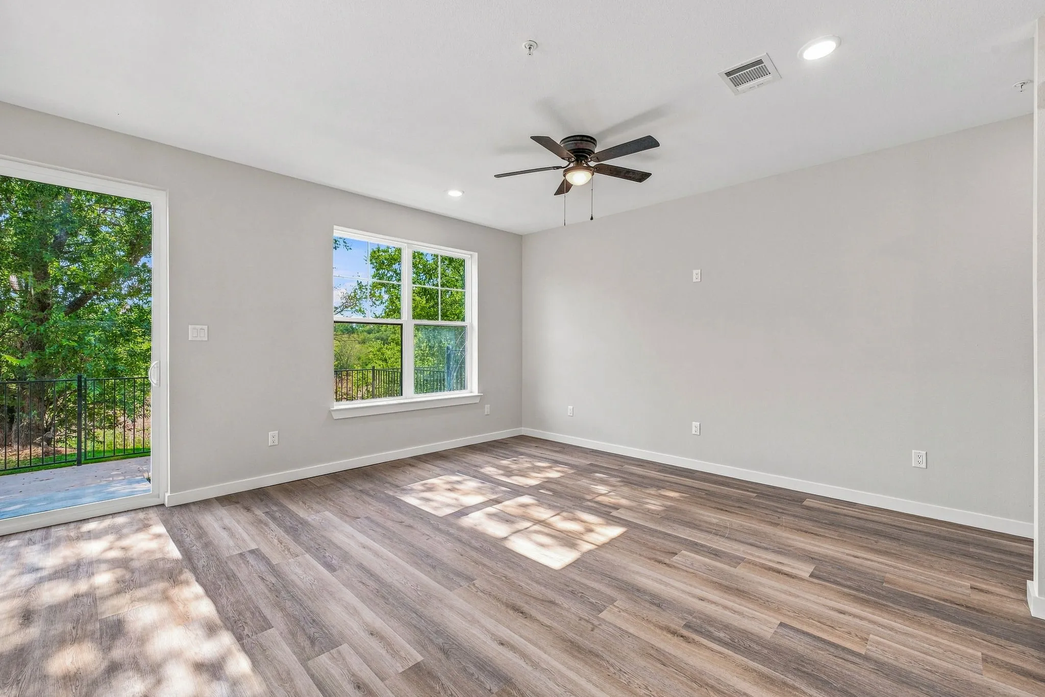 Townhouse For Sale in Erath County , 120 Clark Lane, Stephenville, Texas 76401, 3 Bedroom, 4 Bathroom, 2 Garage spaces, 2,175 Sqft, built in 2026, mls#21386345, Real Estate Agent in Stephenville, Homes For Sale in Erath county, Homes For Sale in Stephenville, Realtor in Stephenville Texas, Real Estate Brokerage Independent Realty Texas, Luminita Cordes Realtor