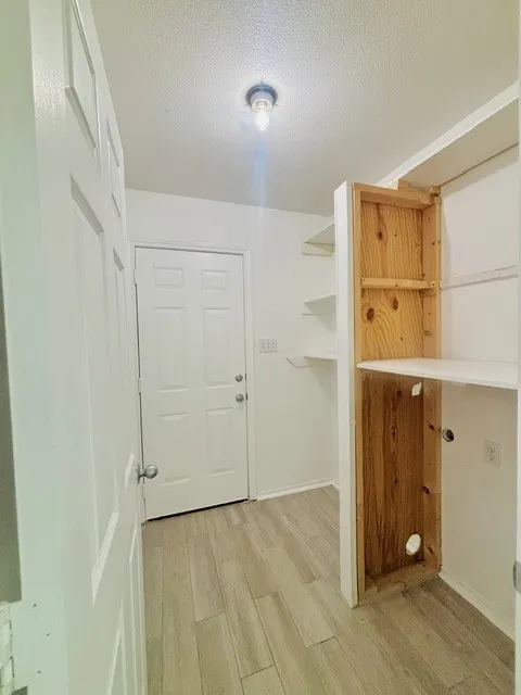 Single Family Residence For Sale in Smith County , 5300 Meadow Court, Flint, Texas 75762, 3 Bedroom, 2 Bathroom, 2 Garage spaces, 1,772 Sqft, built in 2004, mls#21386639, Real Estate Agent in Flint, Homes For Sale in Smith county, Homes For Sale in Flint, Realtor in Flint Texas, Real Estate Brokerage Independent Realty Texas, Luminita Cordes Realtor