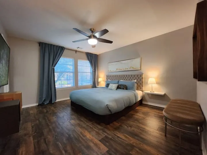 Wood-finish flooring throughout