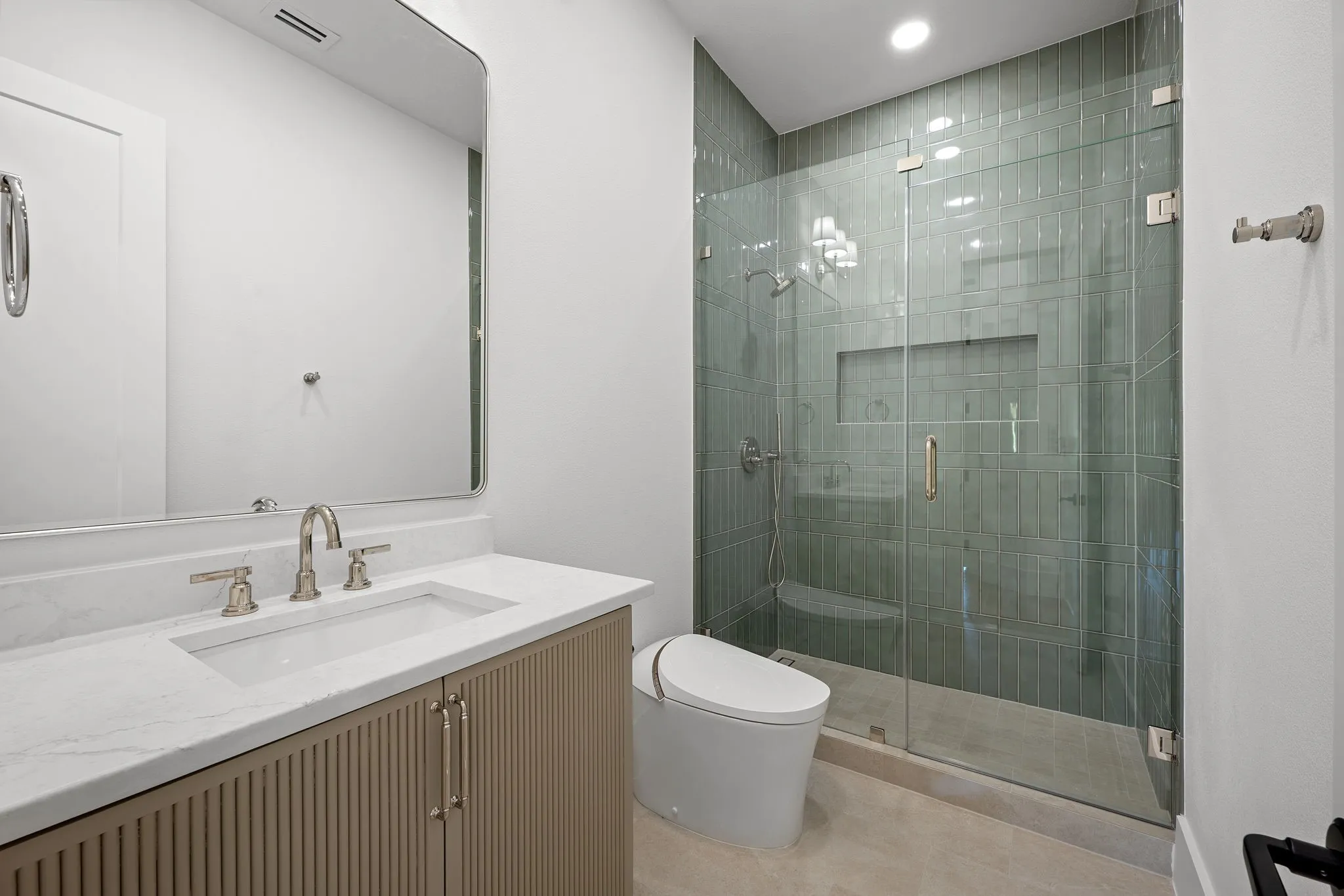 Single Family Residence For Sale in Tarrant County , 1042 Diamond Boulevard, Southlake, Texas 76092, 4 Bedroom, 5 Bathroom, 3 Garage spaces, 4,419 Sqft, built in 1985, mls#21387674, Real Estate Agent in Southlake, Homes For Sale in Tarrant county, Homes For Sale in Southlake, Realtor in Southlake Texas, Real Estate Brokerage Independent Realty Texas, Luminita Cordes Realtor