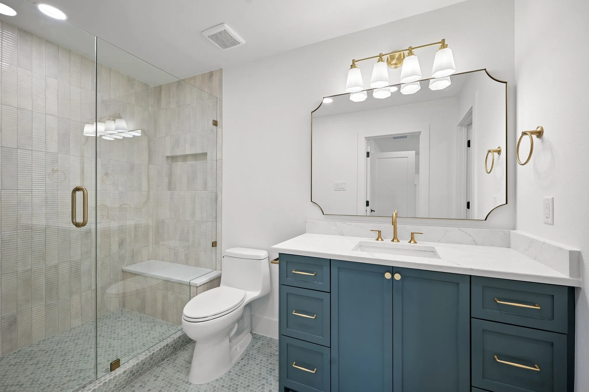 Single Family Residence For Sale in Tarrant County , 1042 Diamond Boulevard, Southlake, Texas 76092, 4 Bedroom, 5 Bathroom, 3 Garage spaces, 4,419 Sqft, built in 1985, mls#21387674, Real Estate Agent in Southlake, Homes For Sale in Tarrant county, Homes For Sale in Southlake, Realtor in Southlake Texas, Real Estate Brokerage Independent Realty Texas, Luminita Cordes Realtor