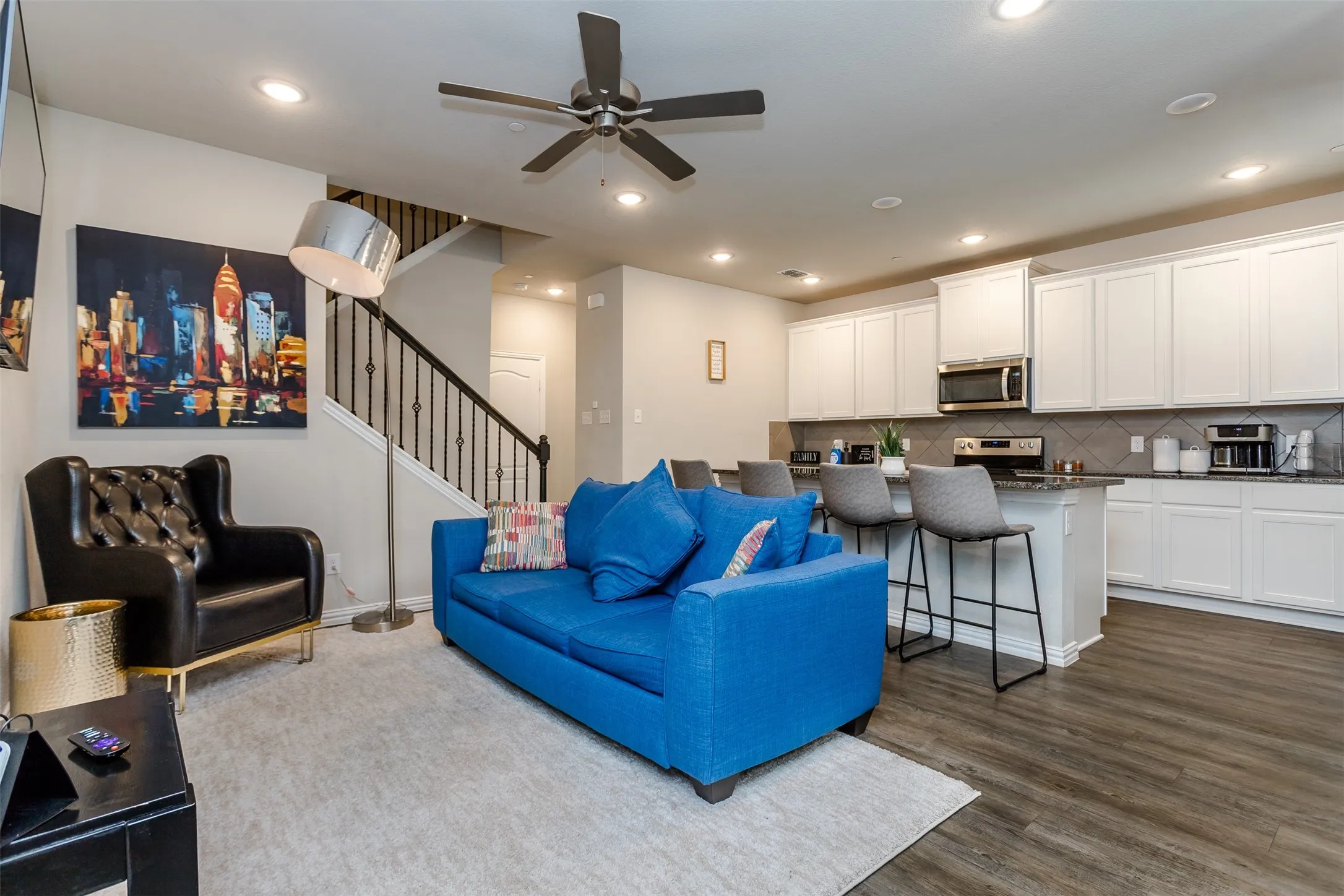 Townhouse For Rent in Denton County , 1270 Alamo Drive, Lewisville, Texas 75077, 3 Bedroom, 3 Bathroom, 2 Garage spaces, 1,750 Sqft, built in 2022, mls#21387775, Real Estate Agent in Lewisville, Homes For Rent in Denton county, Homes For Rent in Lewisville, Realtor in Lewisville Texas, Real Estate Brokerage Independent Realty Texas, Luminita Cordes Realtor