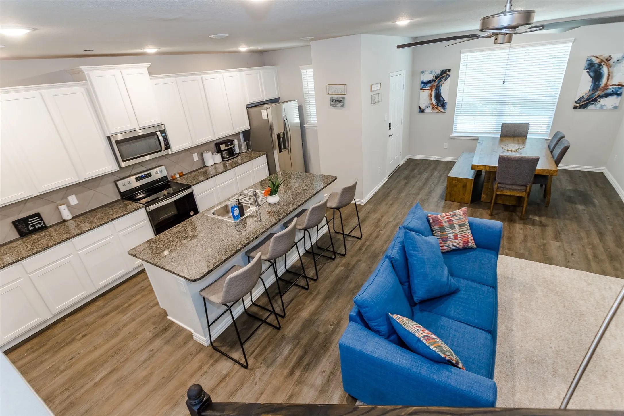 Townhouse For Rent in Denton County , 1270 Alamo Drive, Lewisville, Texas 75077, 3 Bedroom, 3 Bathroom, 2 Garage spaces, 1,750 Sqft, built in 2022, mls#21387775, Real Estate Agent in Lewisville, Homes For Rent in Denton county, Homes For Rent in Lewisville, Realtor in Lewisville Texas, Real Estate Brokerage Independent Realty Texas, Luminita Cordes Realtor