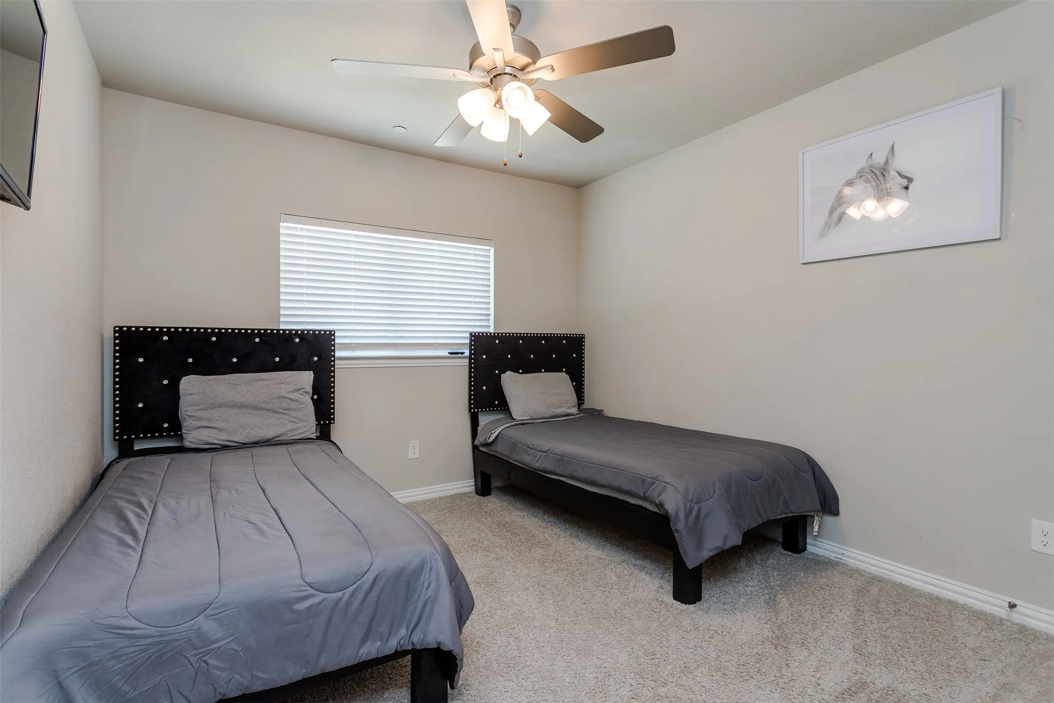 Townhouse For Rent in Denton County , 1270 Alamo Drive, Lewisville, Texas 75077, 3 Bedroom, 3 Bathroom, 2 Garage spaces, 1,750 Sqft, built in 2022, mls#21387775, Real Estate Agent in Lewisville, Homes For Rent in Denton county, Homes For Rent in Lewisville, Realtor in Lewisville Texas, Real Estate Brokerage Independent Realty Texas, Luminita Cordes Realtor
