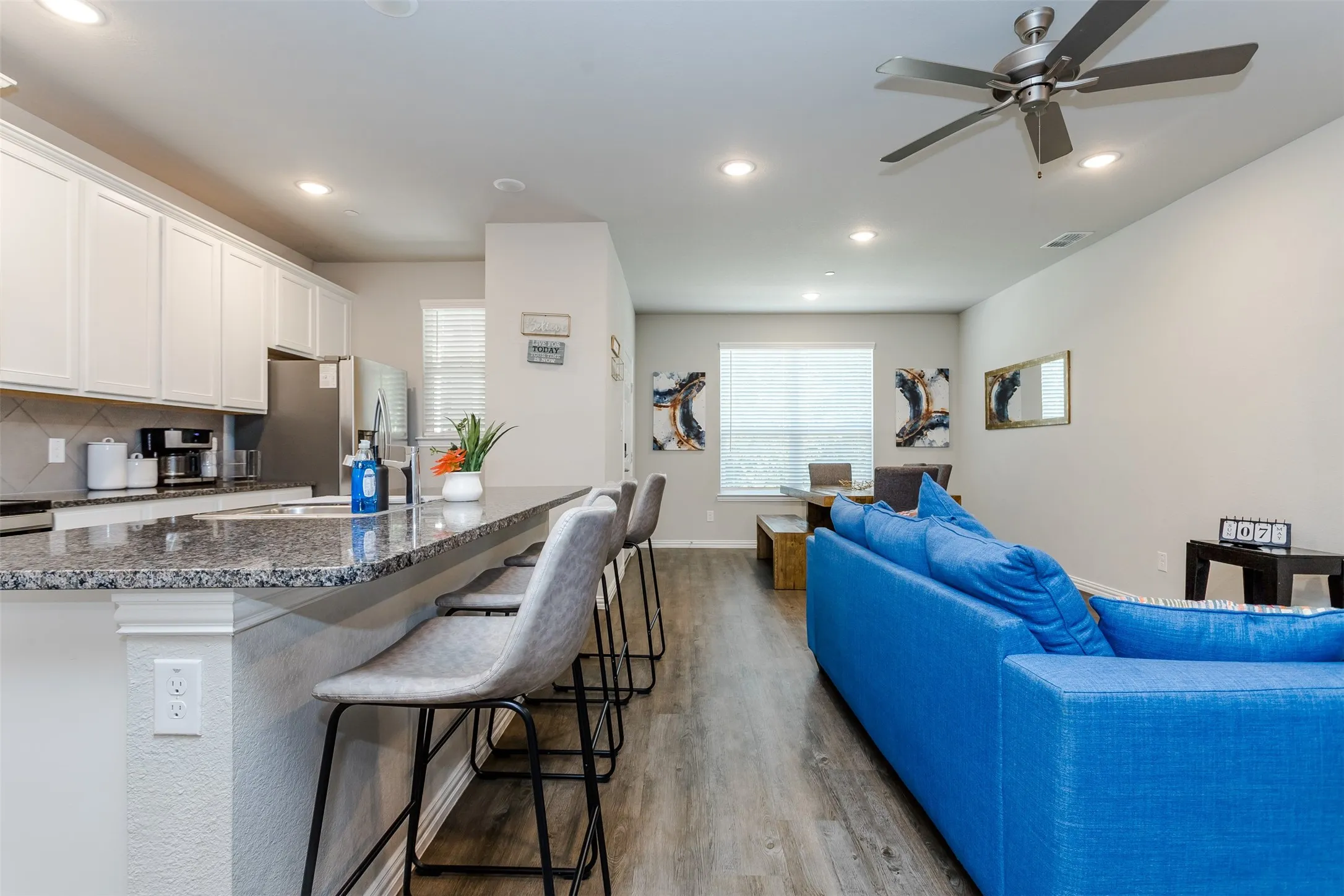 Townhouse For Rent in Denton County , 1270 Alamo Drive, Lewisville, Texas 75077, 3 Bedroom, 3 Bathroom, 2 Garage spaces, 1,750 Sqft, built in 2022, mls#21387775, Real Estate Agent in Lewisville, Homes For Rent in Denton county, Homes For Rent in Lewisville, Realtor in Lewisville Texas, Real Estate Brokerage Independent Realty Texas, Luminita Cordes Realtor