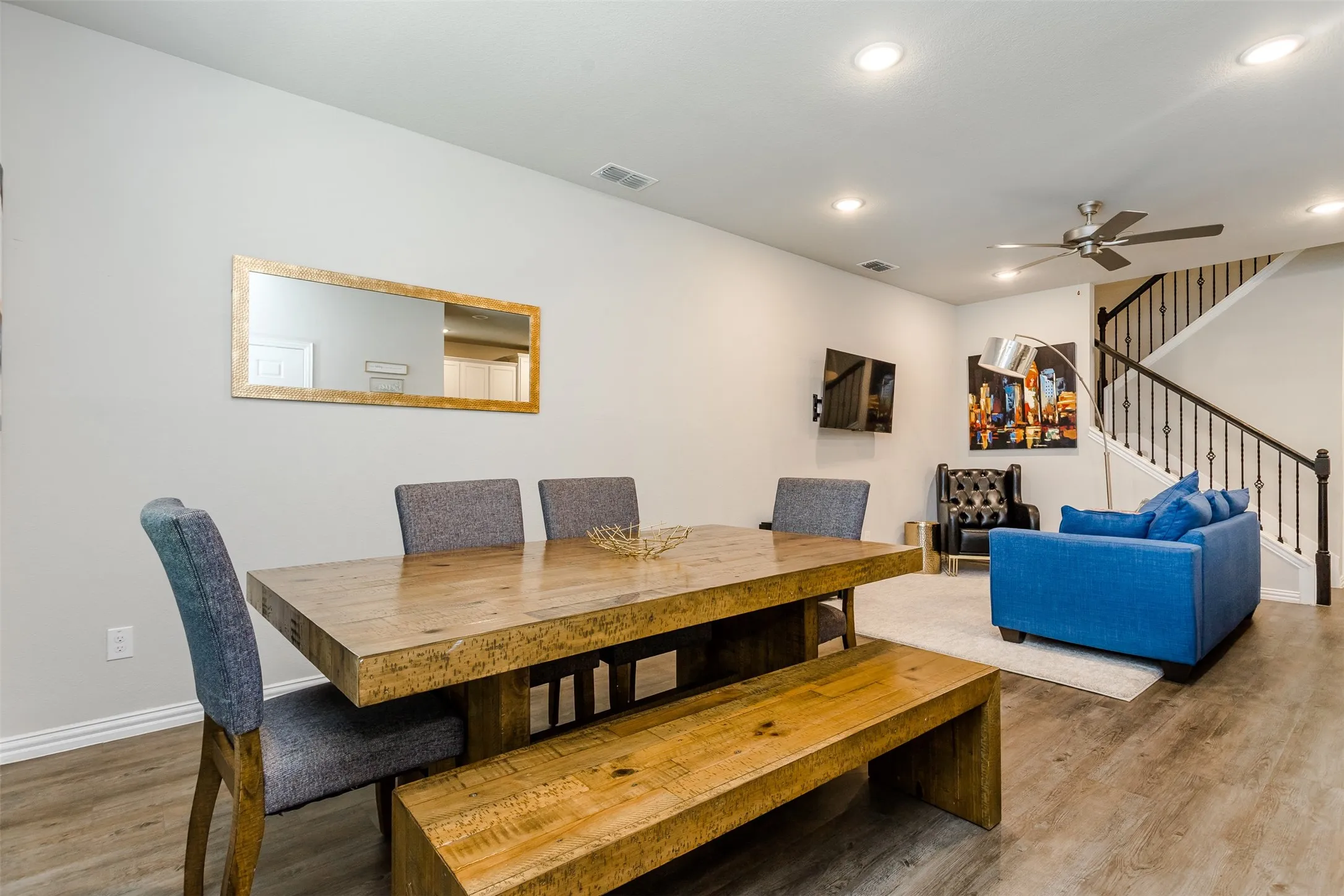 Townhouse For Rent in Denton County , 1270 Alamo Drive, Lewisville, Texas 75077, 3 Bedroom, 3 Bathroom, 2 Garage spaces, 1,750 Sqft, built in 2022, mls#21387775, Real Estate Agent in Lewisville, Homes For Rent in Denton county, Homes For Rent in Lewisville, Realtor in Lewisville Texas, Real Estate Brokerage Independent Realty Texas, Luminita Cordes Realtor