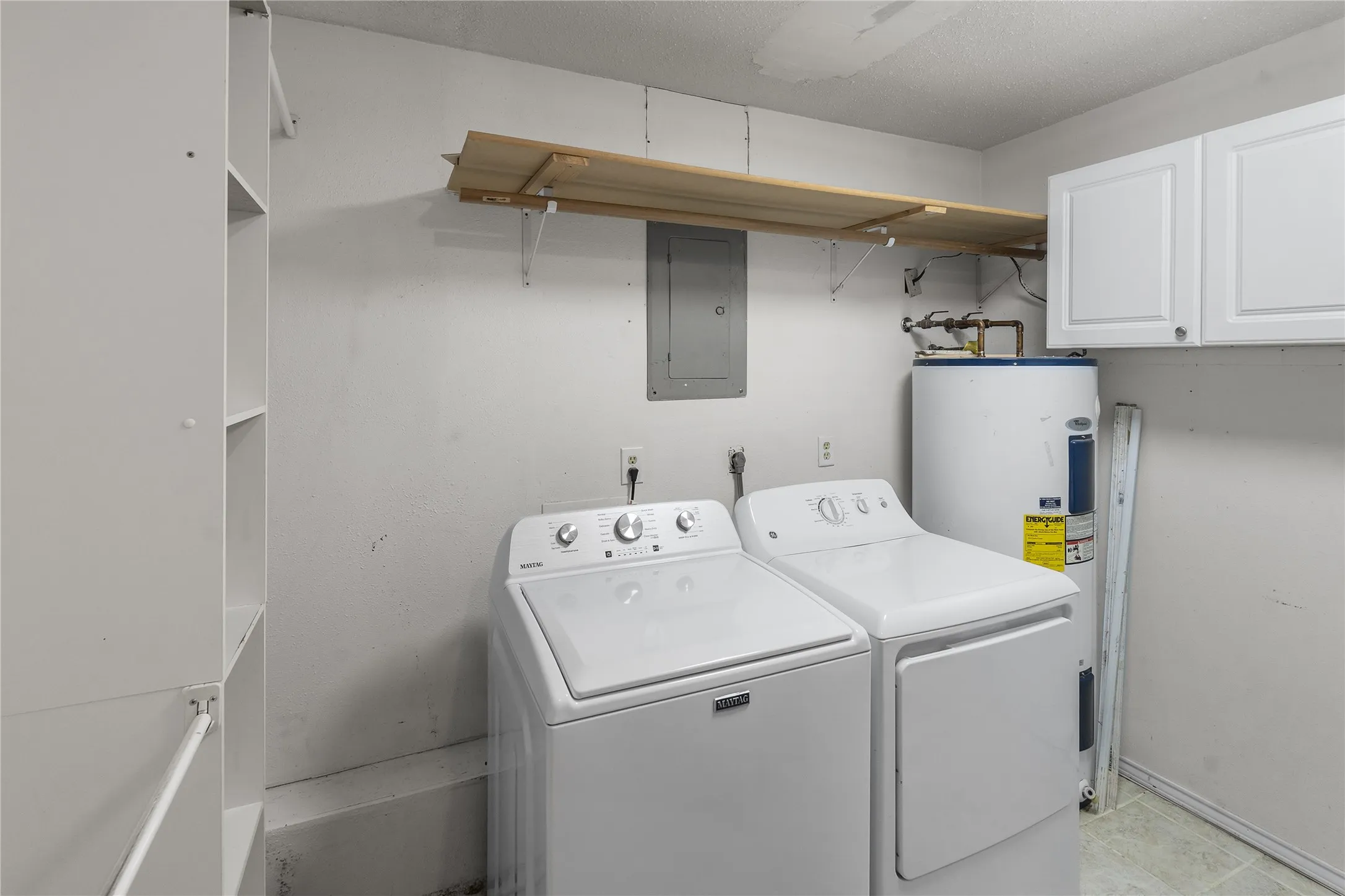 Single Family Residence For Sale in Hopkins County , 170 County Road 1211, Sulphur Springs, Texas 75482, 4 Bedroom, 3 Bathroom, Garage spaces, 1,688 Sqft, built in 1973, mls#21385850, Real Estate Agent in Sulphur Springs, Homes For Sale in Hopkins county, Homes For Sale in Sulphur Springs, Realtor in Sulphur Springs Texas, Real Estate Brokerage Independent Realty Texas, Luminita Cordes Realtor