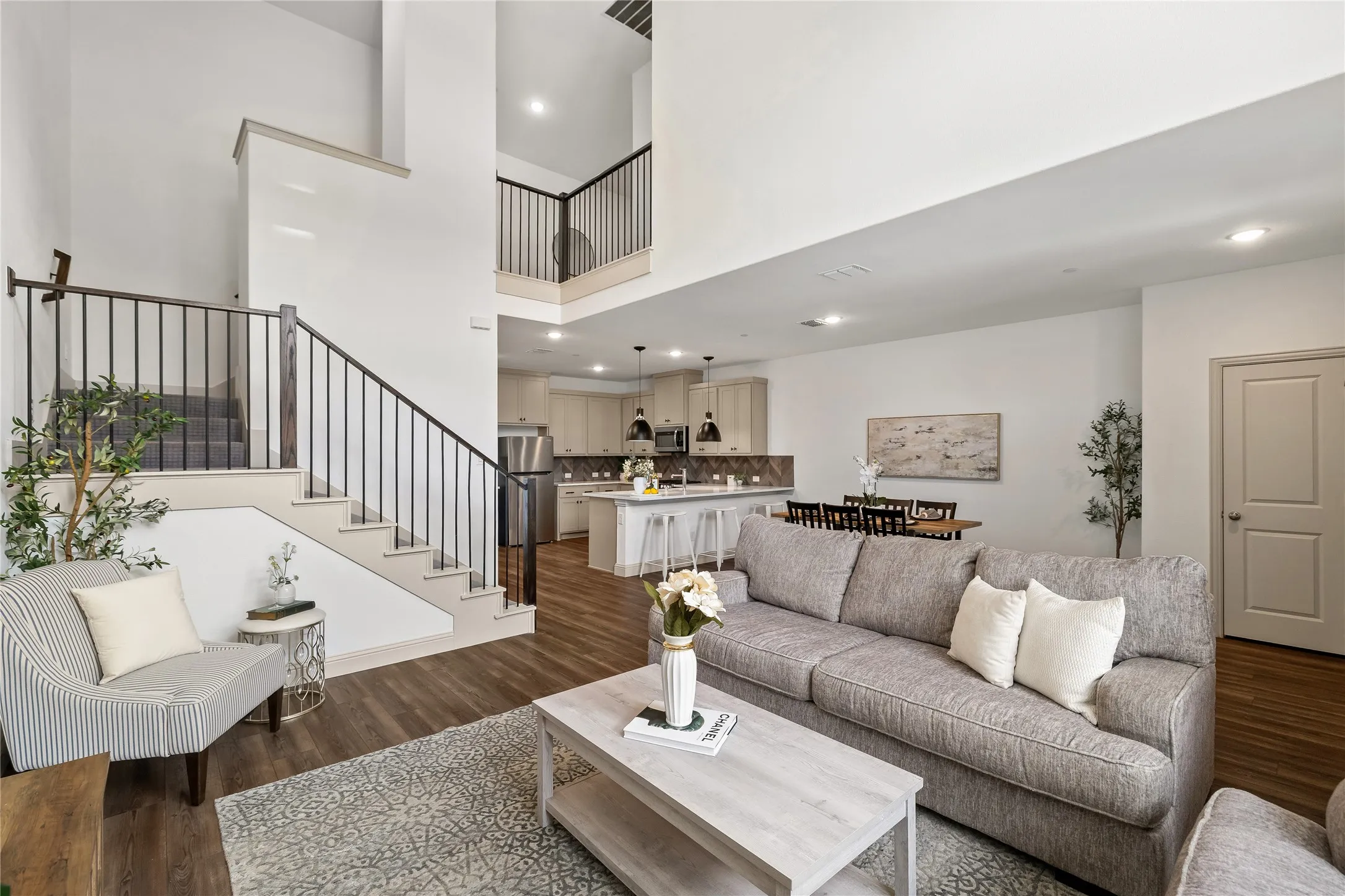 Townhouse For Sale in Denton County , 3681 Dutchess Drive, Frisco, Texas 75034, 2 Bedroom, 3 Bathroom, 2 Garage spaces, 1,850 Sqft, built in 2021, mls#21387460, Real Estate Agent in Frisco, Homes For Sale in Denton county, Homes For Sale in Frisco, Realtor in Frisco Texas, Real Estate Brokerage Independent Realty Texas, Luminita Cordes Realtor