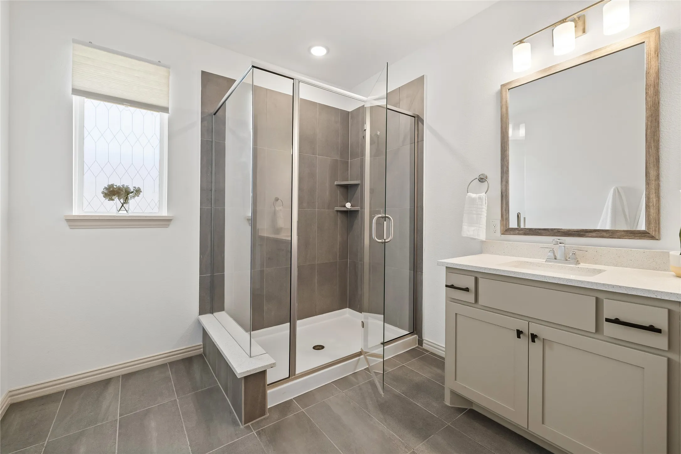 Townhouse For Sale in Denton County , 3681 Dutchess Drive, Frisco, Texas 75034, 2 Bedroom, 3 Bathroom, 2 Garage spaces, 1,850 Sqft, built in 2021, mls#21387460, Real Estate Agent in Frisco, Homes For Sale in Denton county, Homes For Sale in Frisco, Realtor in Frisco Texas, Real Estate Brokerage Independent Realty Texas, Luminita Cordes Realtor