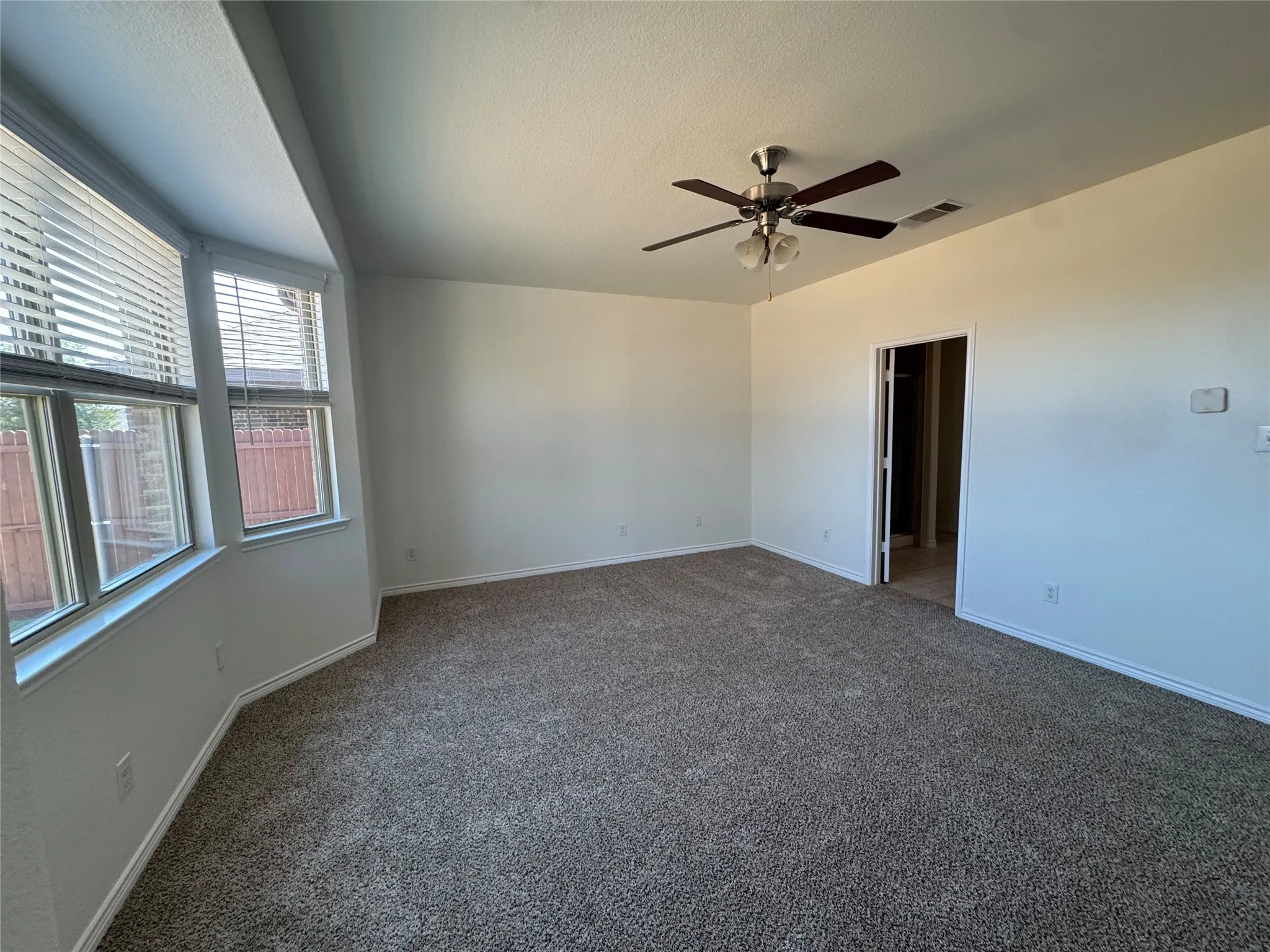 Single Family Residence For Rent in Denton County , 10101 Blanco Road, Little Elm, Texas 75068, 4 Bedroom, 3 Bathroom, 2 Garage spaces, 2,709 Sqft, built in 2017, mls#21387795, Real Estate Agent in Little Elm, Homes For Rent in Denton county, Homes For Rent in Little Elm, Realtor in Little Elm Texas, Real Estate Brokerage Independent Realty Texas, Luminita Cordes Realtor
