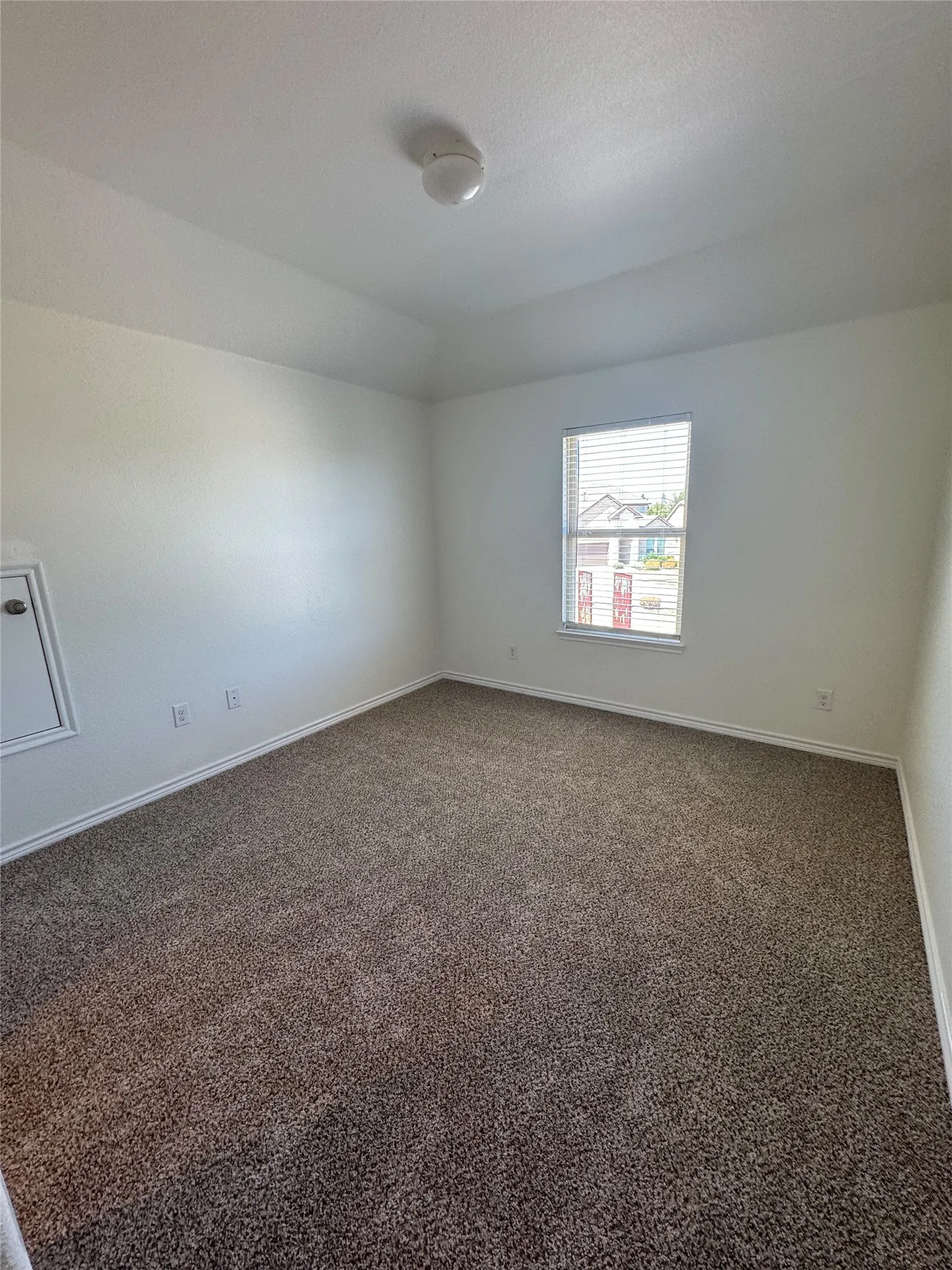 Single Family Residence For Rent in Denton County , 10101 Blanco Road, Little Elm, Texas 75068, 4 Bedroom, 3 Bathroom, 2 Garage spaces, 2,709 Sqft, built in 2017, mls#21387795, Real Estate Agent in Little Elm, Homes For Rent in Denton county, Homes For Rent in Little Elm, Realtor in Little Elm Texas, Real Estate Brokerage Independent Realty Texas, Luminita Cordes Realtor