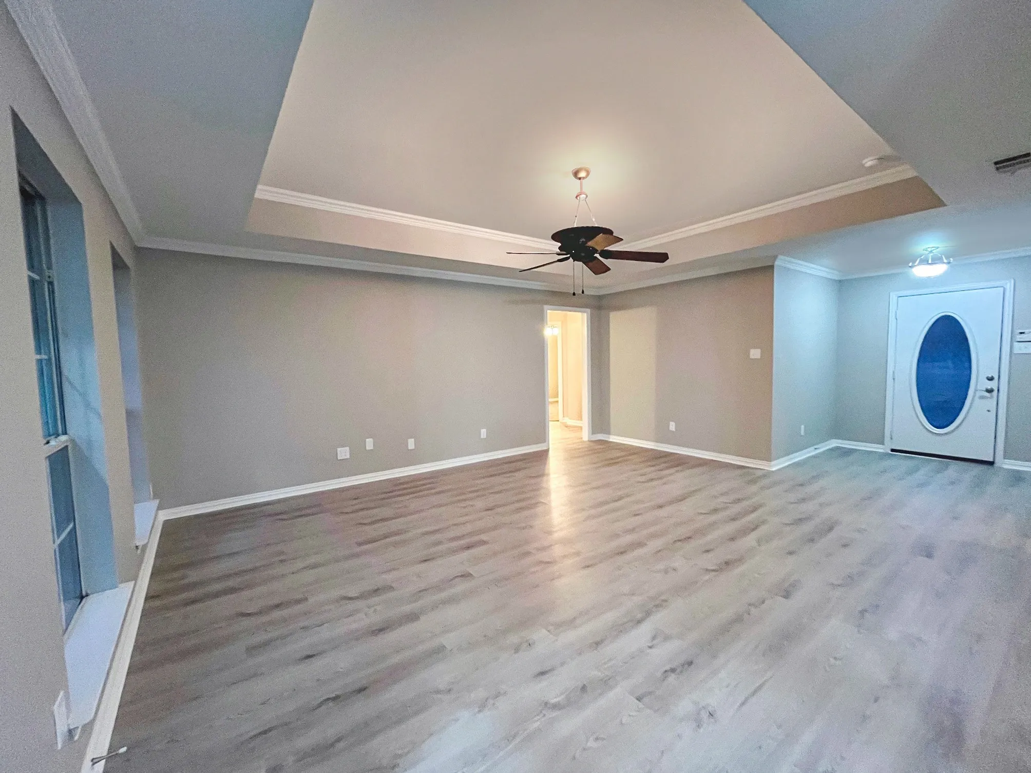 Single Family Residence For Sale in Kaufman County , 1085 E Alamosa Drive, Talty, Texas 75160, 5 Bedroom, 3 Bathroom, 2 Garage spaces, 2,288 Sqft, built in 2002, mls#21387776, Real Estate Agent in Talty, Homes For Sale in Kaufman county, Homes For Sale in Talty, Realtor in Talty Texas, Real Estate Brokerage Independent Realty Texas, Luminita Cordes Realtor