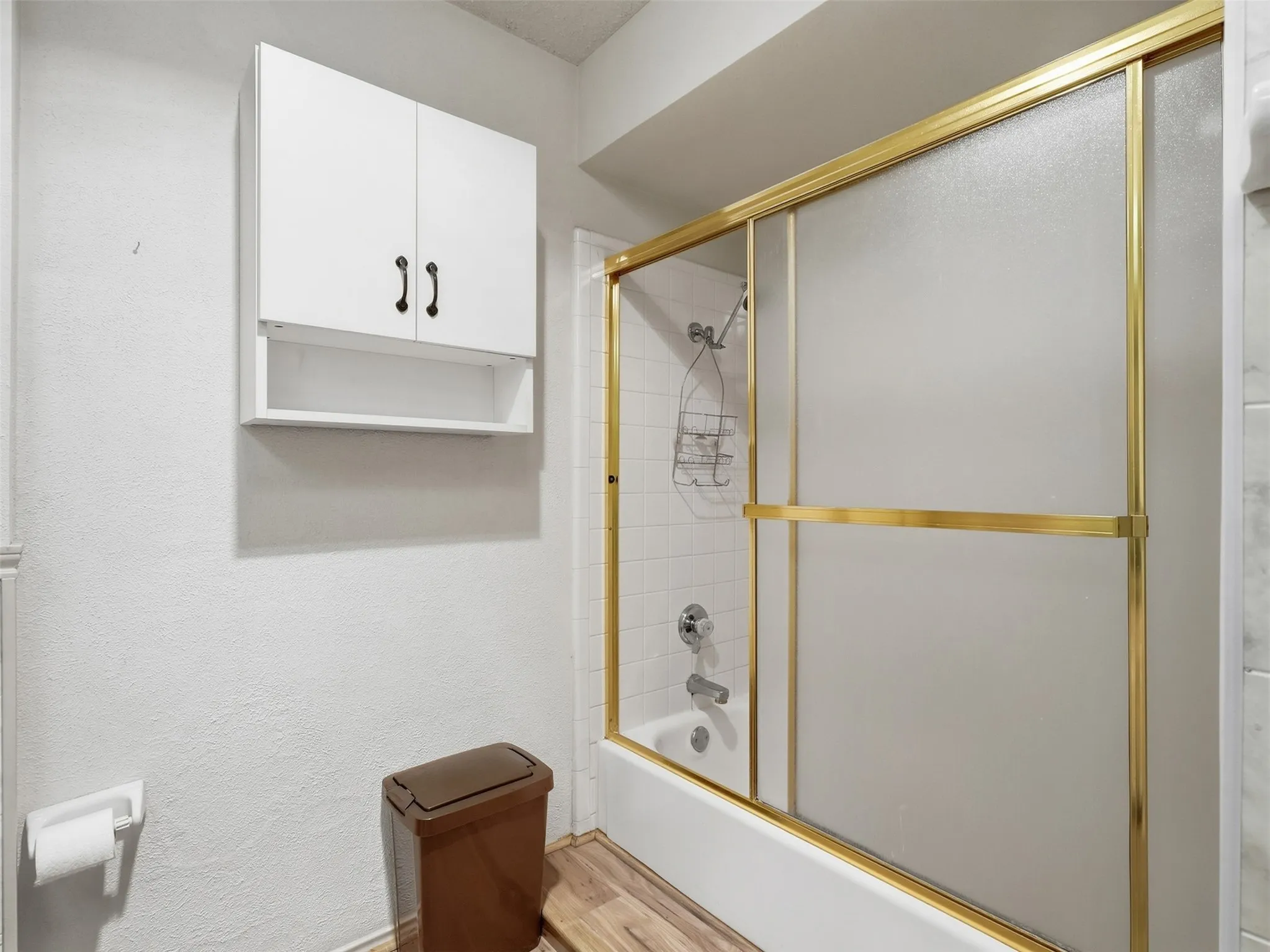 Single Family Residence For Sale in Dallas County , 5301 Sarasota Drive, Garland, Texas 75043, 4 Bedroom, 2 Bathroom, 2 Garage spaces, 1,954 Sqft, built in 1974, mls#21387770, Real Estate Agent in Garland, Homes For Sale in Dallas county, Homes For Sale in Garland, Realtor in Garland Texas, Real Estate Brokerage Independent Realty Texas, Luminita Cordes Realtor