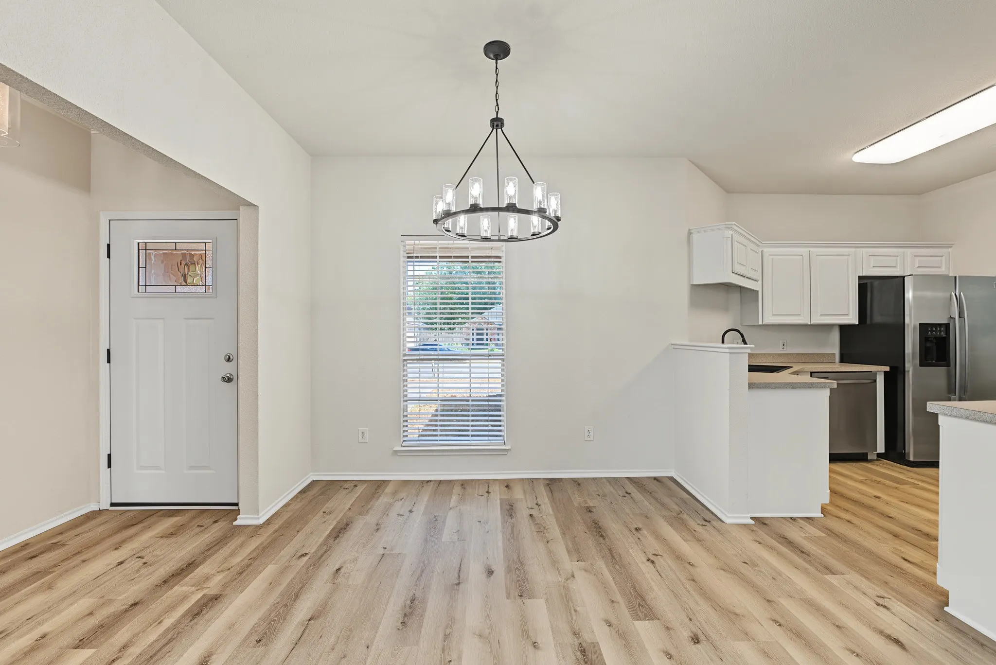 Single Family Residence For Sale in Wise County , 204 Troxell Boulevard, Rhome, Texas 76078, 3 Bedroom, 2 Bathroom, Garage spaces, 1,640 Sqft, built in 2002, mls#21387513, Real Estate Agent in Rhome, Homes For Sale in Wise county, Homes For Sale in Rhome, Realtor in Rhome Texas, Real Estate Brokerage Independent Realty Texas, Luminita Cordes Realtor