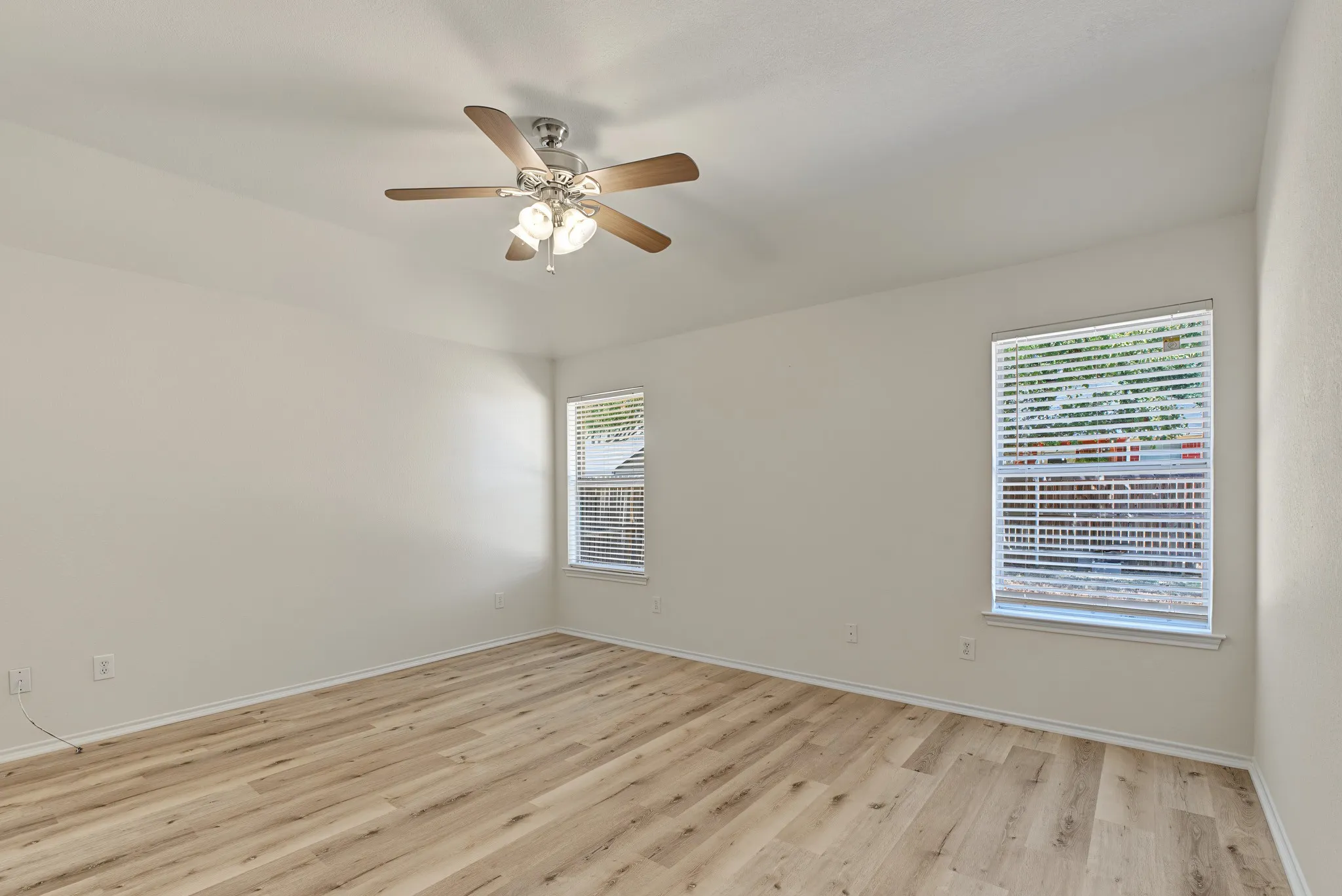 Single Family Residence For Sale in Wise County , 204 Troxell Boulevard, Rhome, Texas 76078, 3 Bedroom, 2 Bathroom, Garage spaces, 1,640 Sqft, built in 2002, mls#21387513, Real Estate Agent in Rhome, Homes For Sale in Wise county, Homes For Sale in Rhome, Realtor in Rhome Texas, Real Estate Brokerage Independent Realty Texas, Luminita Cordes Realtor