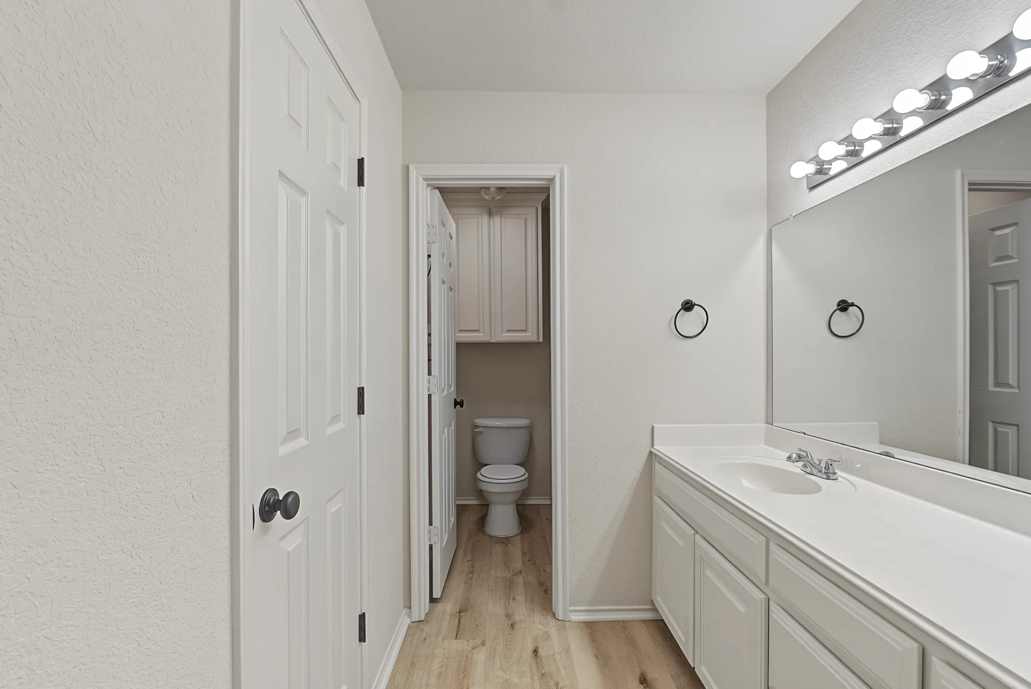 Single Family Residence For Sale in Wise County , 204 Troxell Boulevard, Rhome, Texas 76078, 3 Bedroom, 2 Bathroom, Garage spaces, 1,640 Sqft, built in 2002, mls#21387513, Real Estate Agent in Rhome, Homes For Sale in Wise county, Homes For Sale in Rhome, Realtor in Rhome Texas, Real Estate Brokerage Independent Realty Texas, Luminita Cordes Realtor