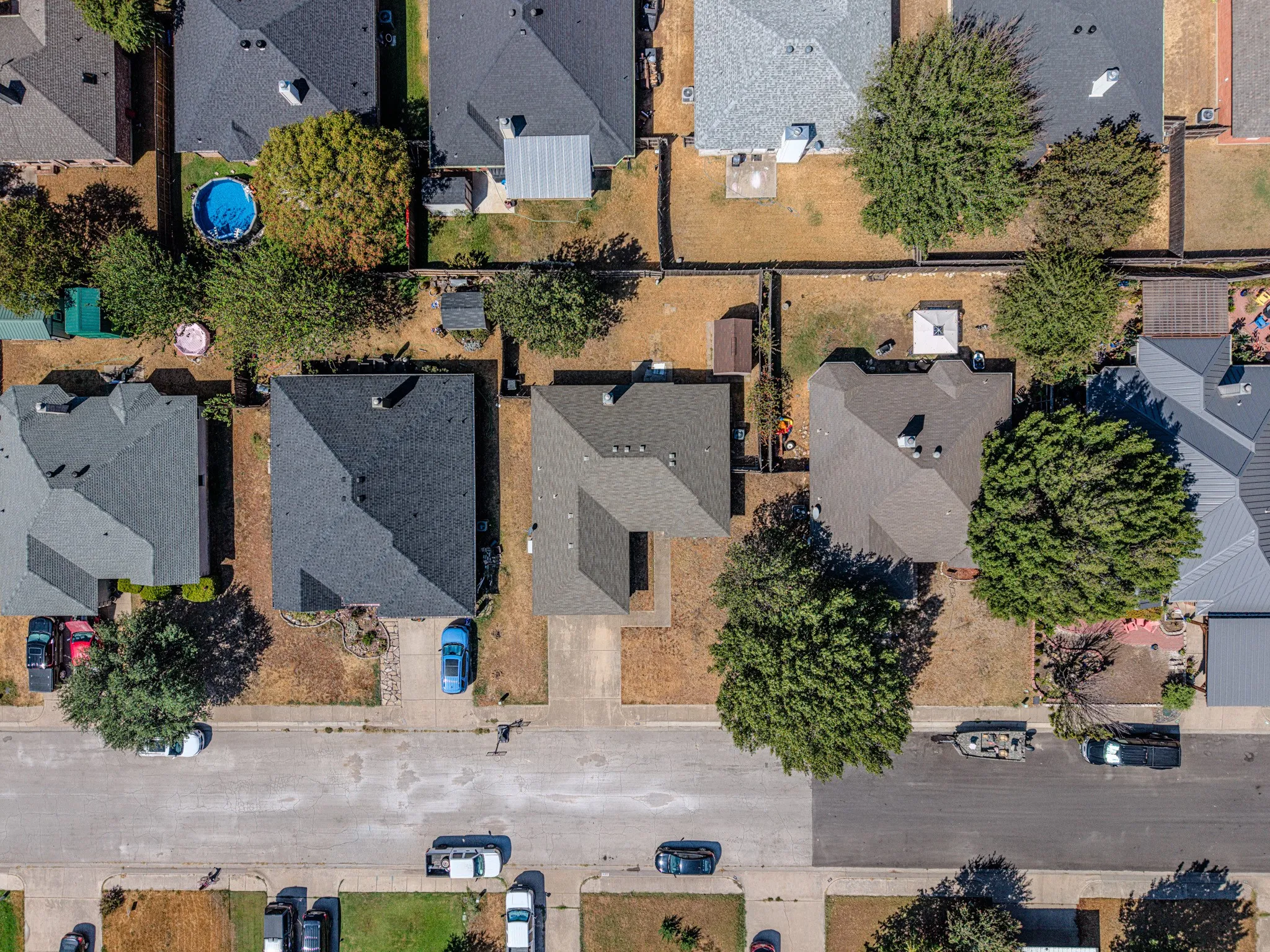Single Family Residence For Sale in Wise County , 204 Troxell Boulevard, Rhome, Texas 76078, 3 Bedroom, 2 Bathroom, Garage spaces, 1,640 Sqft, built in 2002, mls#21387513, Real Estate Agent in Rhome, Homes For Sale in Wise county, Homes For Sale in Rhome, Realtor in Rhome Texas, Real Estate Brokerage Independent Realty Texas, Luminita Cordes Realtor