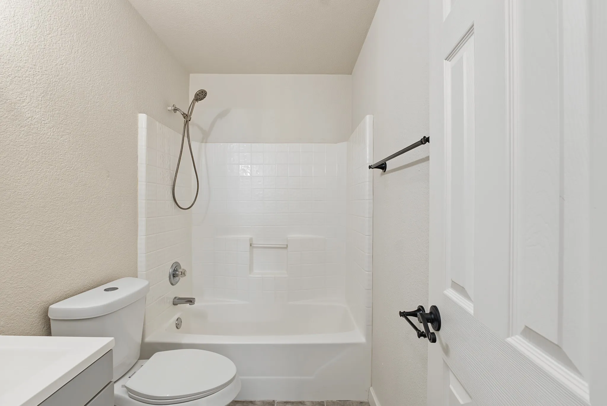 Single Family Residence For Sale in Wise County , 204 Troxell Boulevard, Rhome, Texas 76078, 3 Bedroom, 2 Bathroom, Garage spaces, 1,640 Sqft, built in 2002, mls#21387513, Real Estate Agent in Rhome, Homes For Sale in Wise county, Homes For Sale in Rhome, Realtor in Rhome Texas, Real Estate Brokerage Independent Realty Texas, Luminita Cordes Realtor