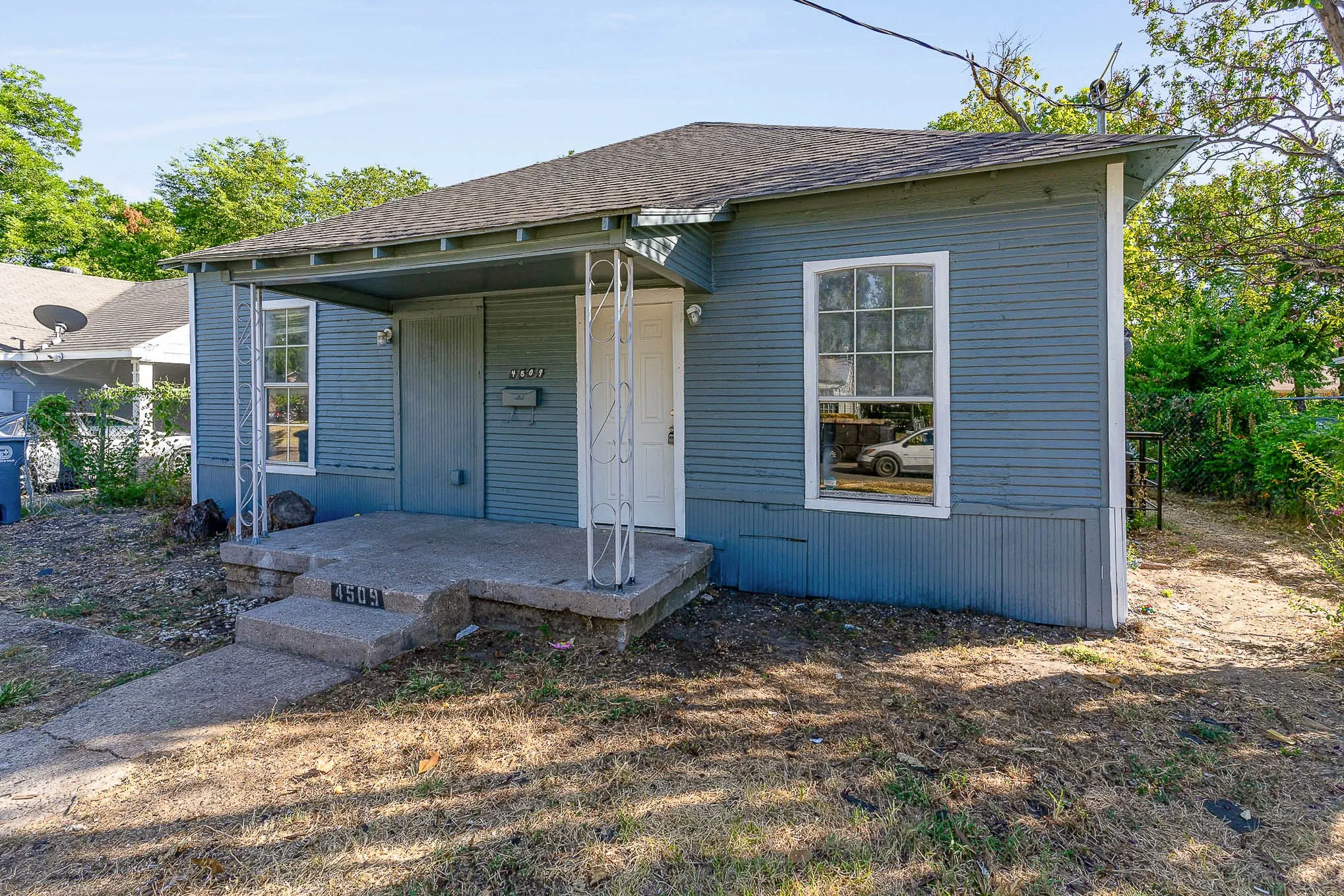 Single Family Residence For Sale in Dallas County , 4509 Crozier Street, Dallas, Texas 75215, 4 Bedroom, 3 Bathroom, Garage spaces, 980 Sqft, built in 1921, mls#21387554, Real Estate Agent in Dallas, Homes For Sale in Dallas county, Homes For Sale in Dallas, Realtor in Dallas Texas, Real Estate Brokerage Independent Realty Texas, Luminita Cordes Realtor