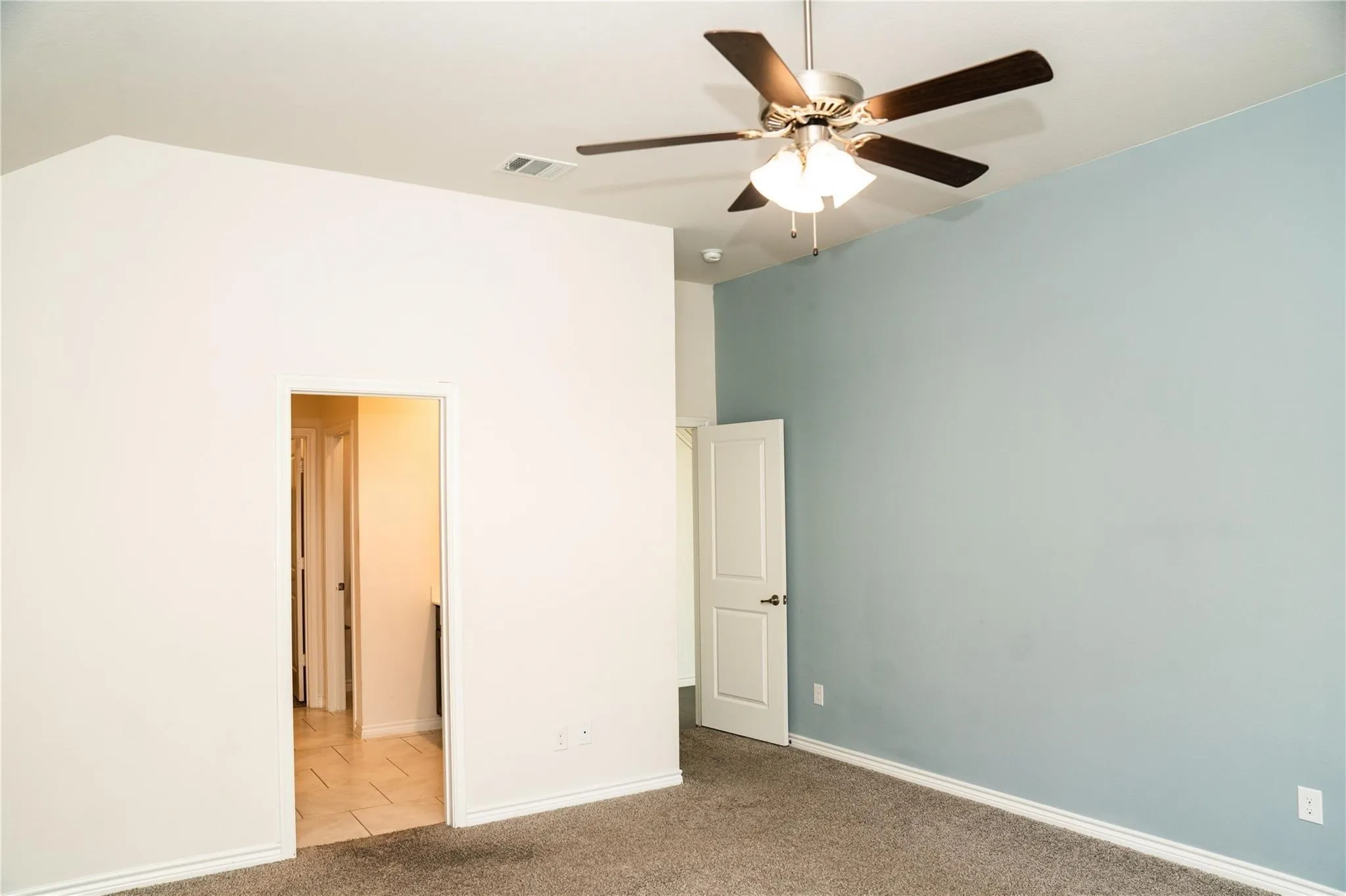 Single Family Residence For Rent in Collin County , 518 Saddle Club Way, Princeton, Texas 75407, 4 Bedroom, 3 Bathroom, 2 Garage spaces, 2,193 Sqft, built in 2020, mls#21387814, Real Estate Agent in Princeton, Homes For Rent in Collin county, Homes For Rent in Princeton, Realtor in Princeton Texas, Real Estate Brokerage Independent Realty Texas, Luminita Cordes Realtor