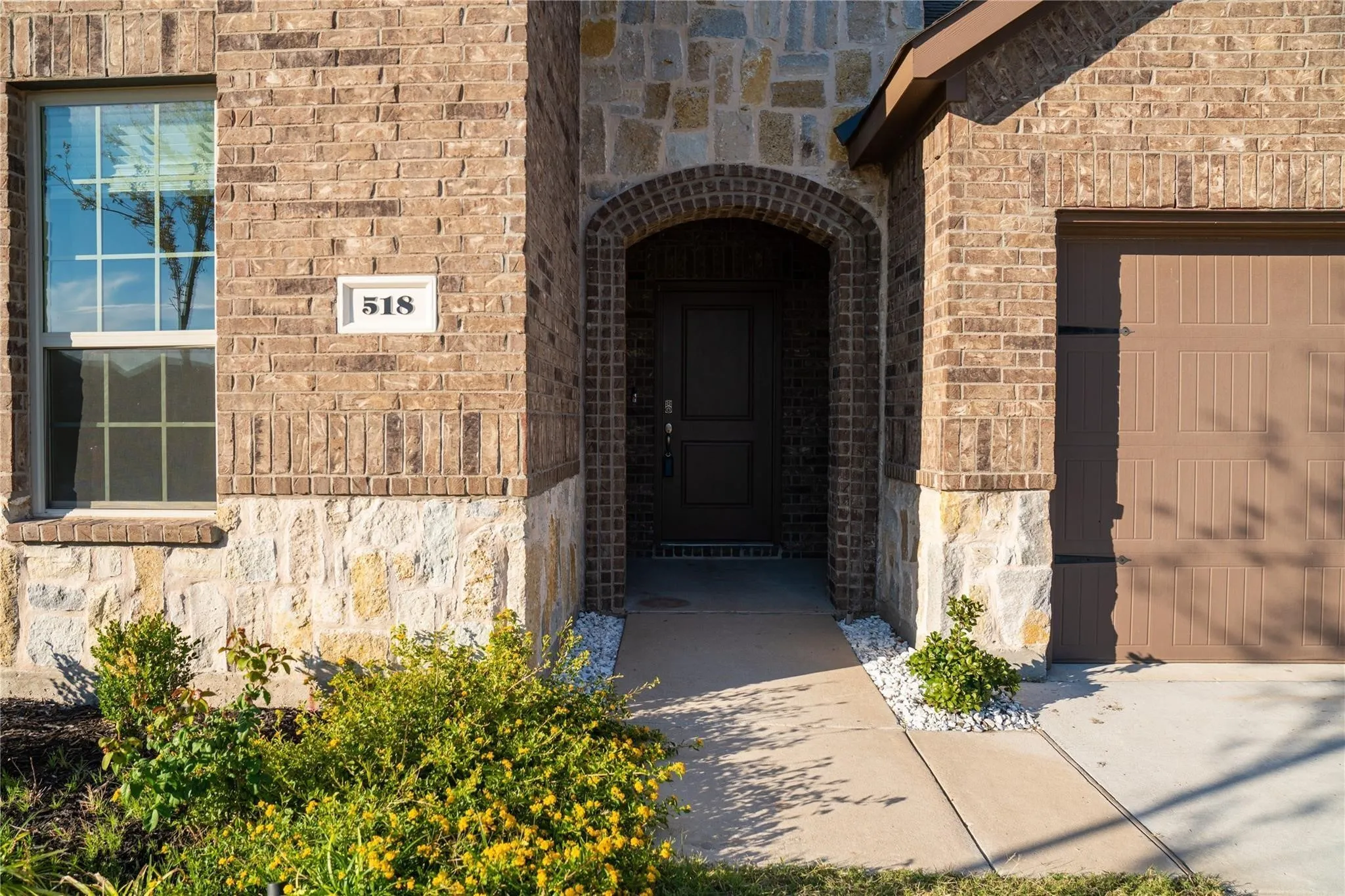 Single Family Residence For Rent in Collin County , 518 Saddle Club Way, Princeton, Texas 75407, 4 Bedroom, 3 Bathroom, 2 Garage spaces, 2,193 Sqft, built in 2020, mls#21387814, Real Estate Agent in Princeton, Homes For Rent in Collin county, Homes For Rent in Princeton, Realtor in Princeton Texas, Real Estate Brokerage Independent Realty Texas, Luminita Cordes Realtor