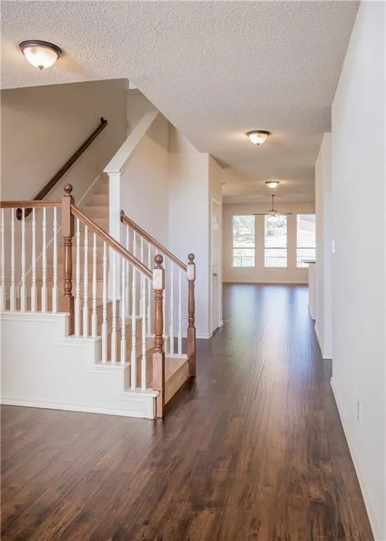 Single Family Residence For Rent in Denton County , 160 Fallkirk Drive, Coppell, Texas 75019, 5 Bedroom, 4 Bathroom, 2 Garage spaces, 3,088 Sqft, built in 1999, mls#21387816, Real Estate Agent in Coppell, Homes For Rent in Denton county, Homes For Rent in Coppell, Realtor in Coppell Texas, Real Estate Brokerage Independent Realty Texas, Luminita Cordes Realtor