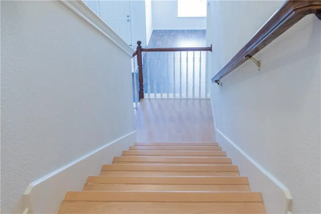 Single Family Residence For Rent in Denton County , 160 Fallkirk Drive, Coppell, Texas 75019, 5 Bedroom, 4 Bathroom, 2 Garage spaces, 3,088 Sqft, built in 1999, mls#21387816, Real Estate Agent in Coppell, Homes For Rent in Denton county, Homes For Rent in Coppell, Realtor in Coppell Texas, Real Estate Brokerage Independent Realty Texas, Luminita Cordes Realtor