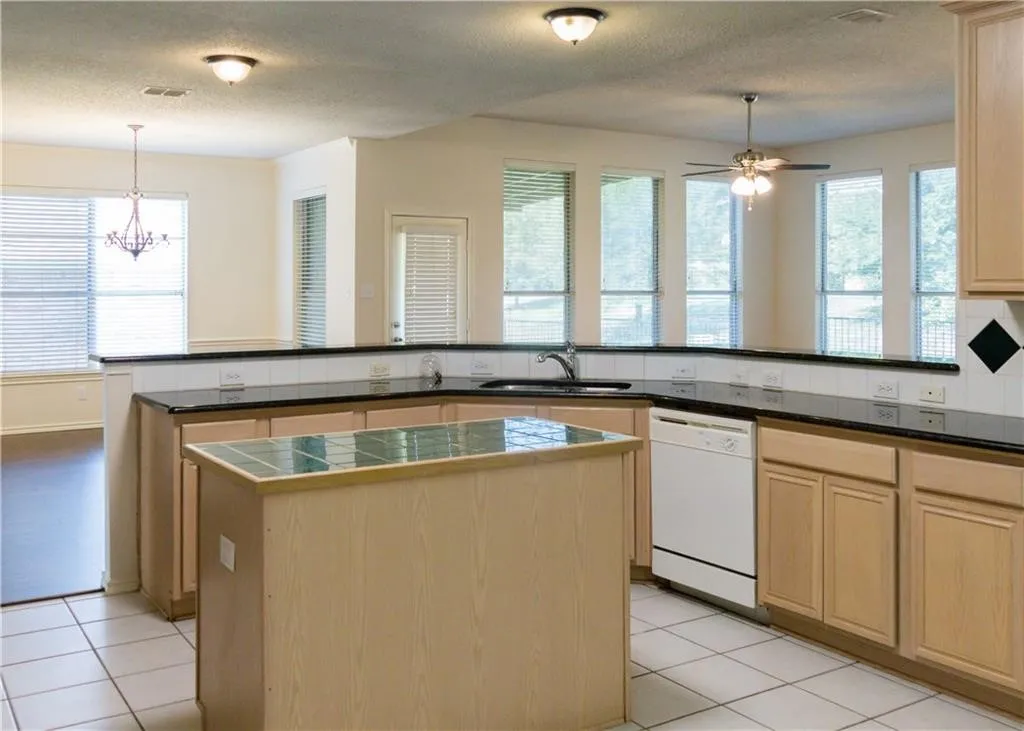 Single Family Residence For Rent in Denton County , 160 Fallkirk Drive, Coppell, Texas 75019, 5 Bedroom, 4 Bathroom, 2 Garage spaces, 3,088 Sqft, built in 1999, mls#21387816, Real Estate Agent in Coppell, Homes For Rent in Denton county, Homes For Rent in Coppell, Realtor in Coppell Texas, Real Estate Brokerage Independent Realty Texas, Luminita Cordes Realtor