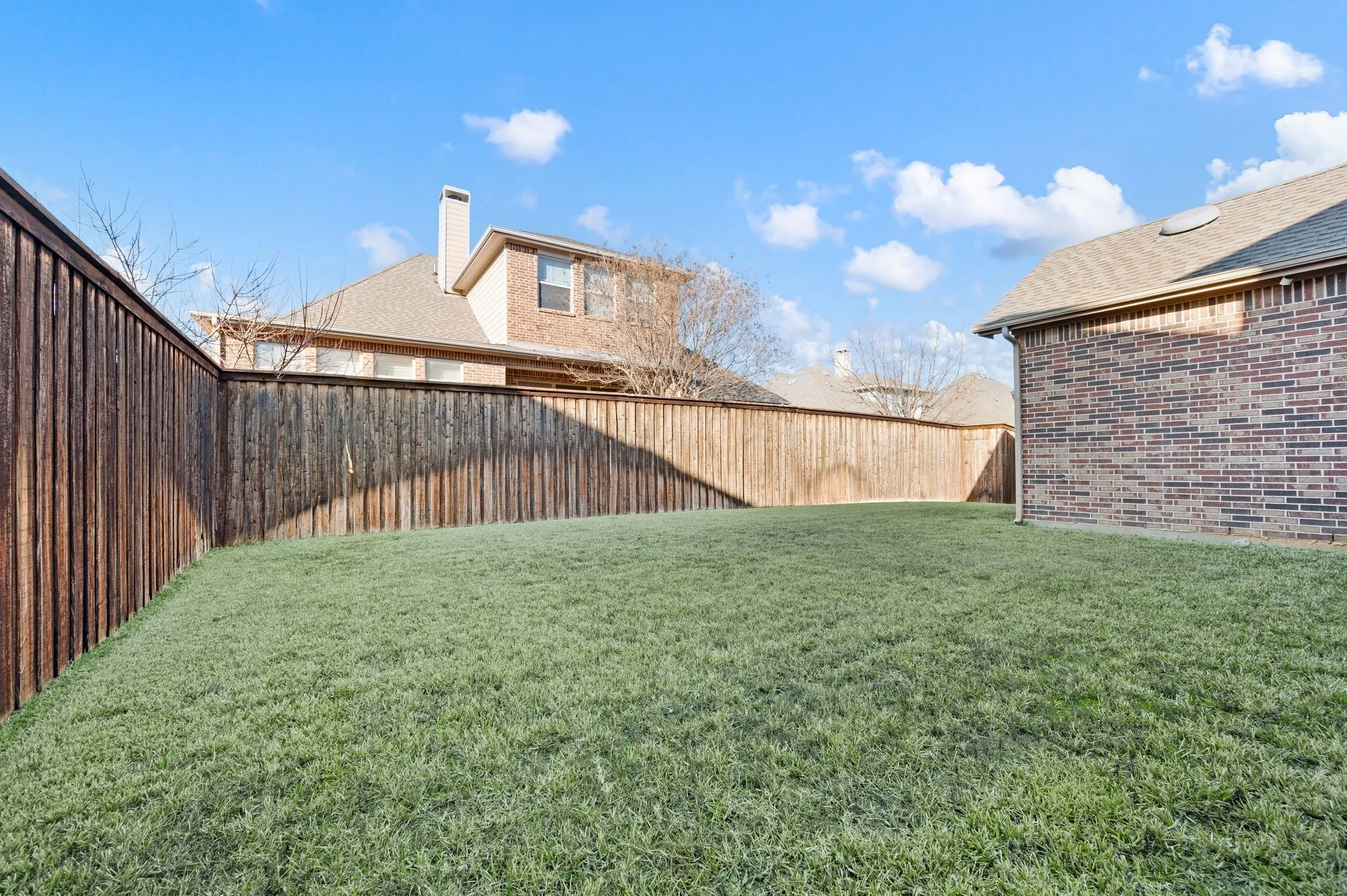 Single Family Residence For Rent in Tarrant County , 1010 Lost Valley Drive, Euless, Texas 76039, 5 Bedroom, 4 Bathroom, 3 Garage spaces, 4,199 Sqft, built in 2010, mls#21387824, Real Estate Agent in Euless, Homes For Rent in Tarrant county, Homes For Rent in Euless, Realtor in Euless Texas, Real Estate Brokerage Independent Realty Texas, Luminita Cordes Realtor