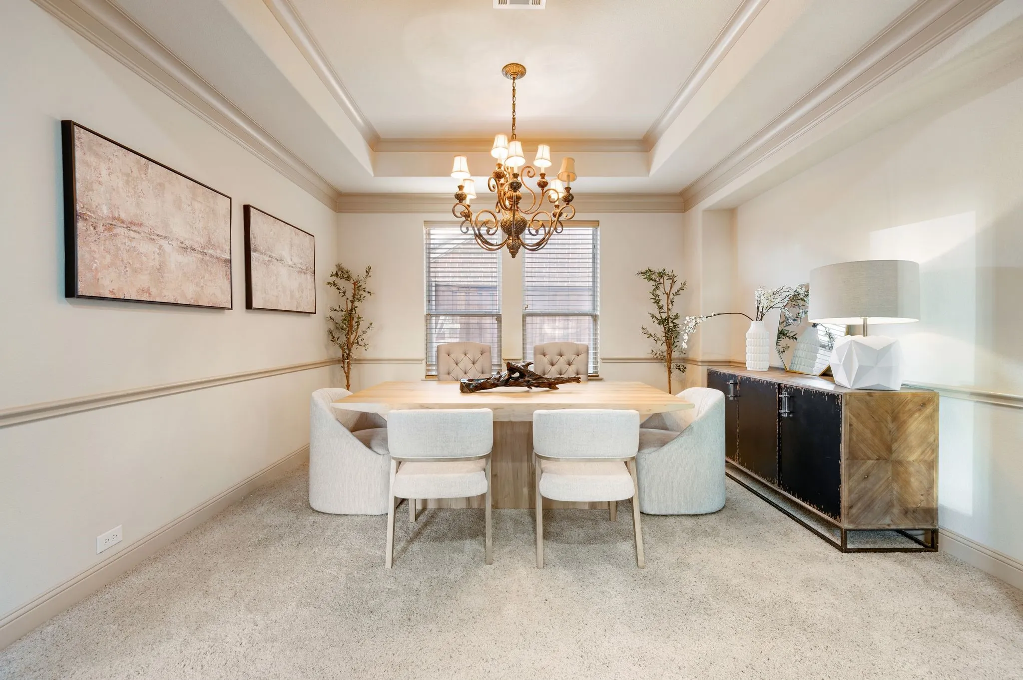 Single Family Residence For Rent in Tarrant County , 1010 Lost Valley Drive, Euless, Texas 76039, 5 Bedroom, 4 Bathroom, 3 Garage spaces, 4,199 Sqft, built in 2010, mls#21387824, Real Estate Agent in Euless, Homes For Rent in Tarrant county, Homes For Rent in Euless, Realtor in Euless Texas, Real Estate Brokerage Independent Realty Texas, Luminita Cordes Realtor